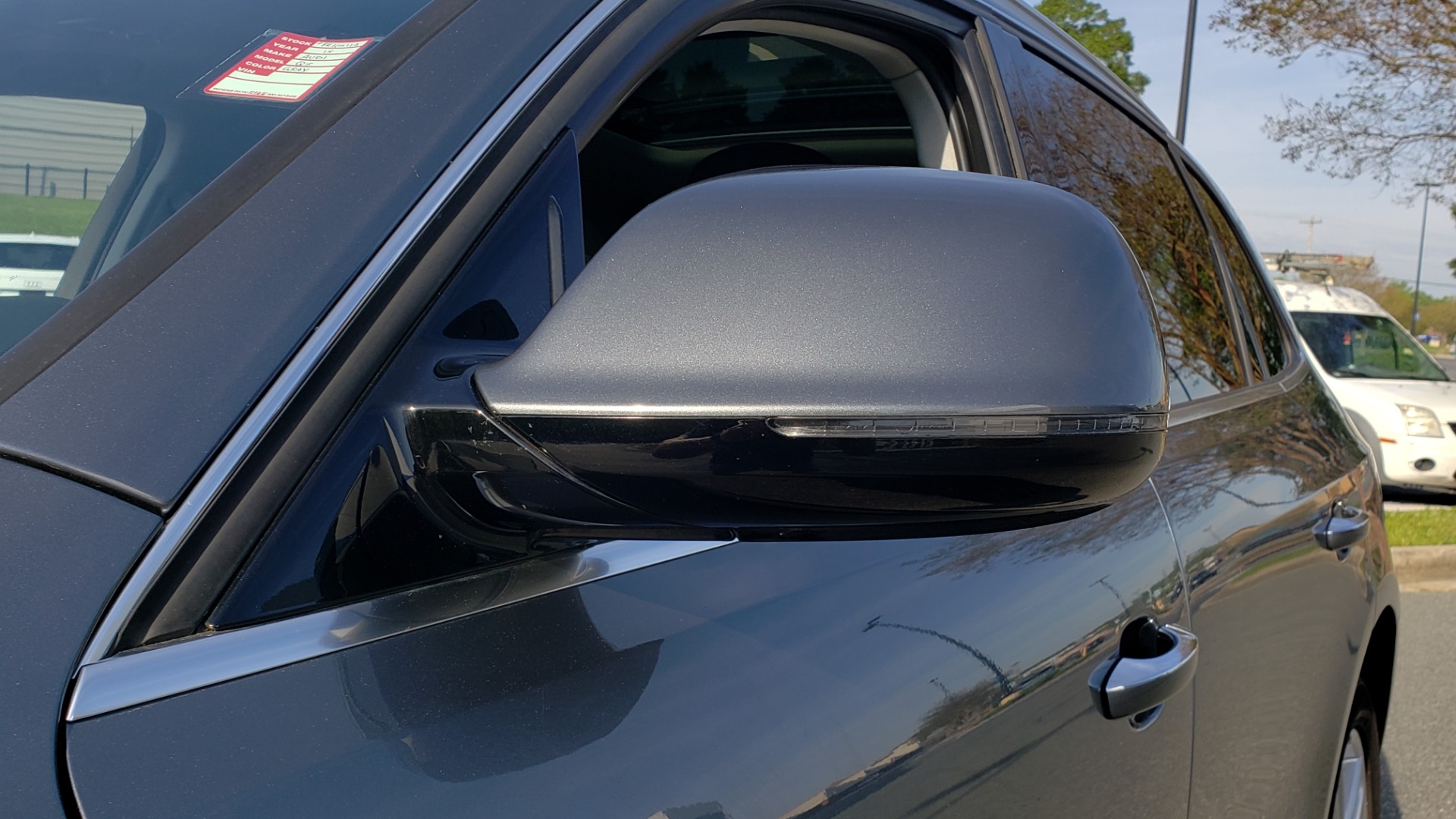 Used 2015 Audi Q5 PREMIUM PLUS / TECH PKG / NAV / PANO-ROOF / REARVIEW for sale Sold at Formula Imports in Charlotte NC 28227 29