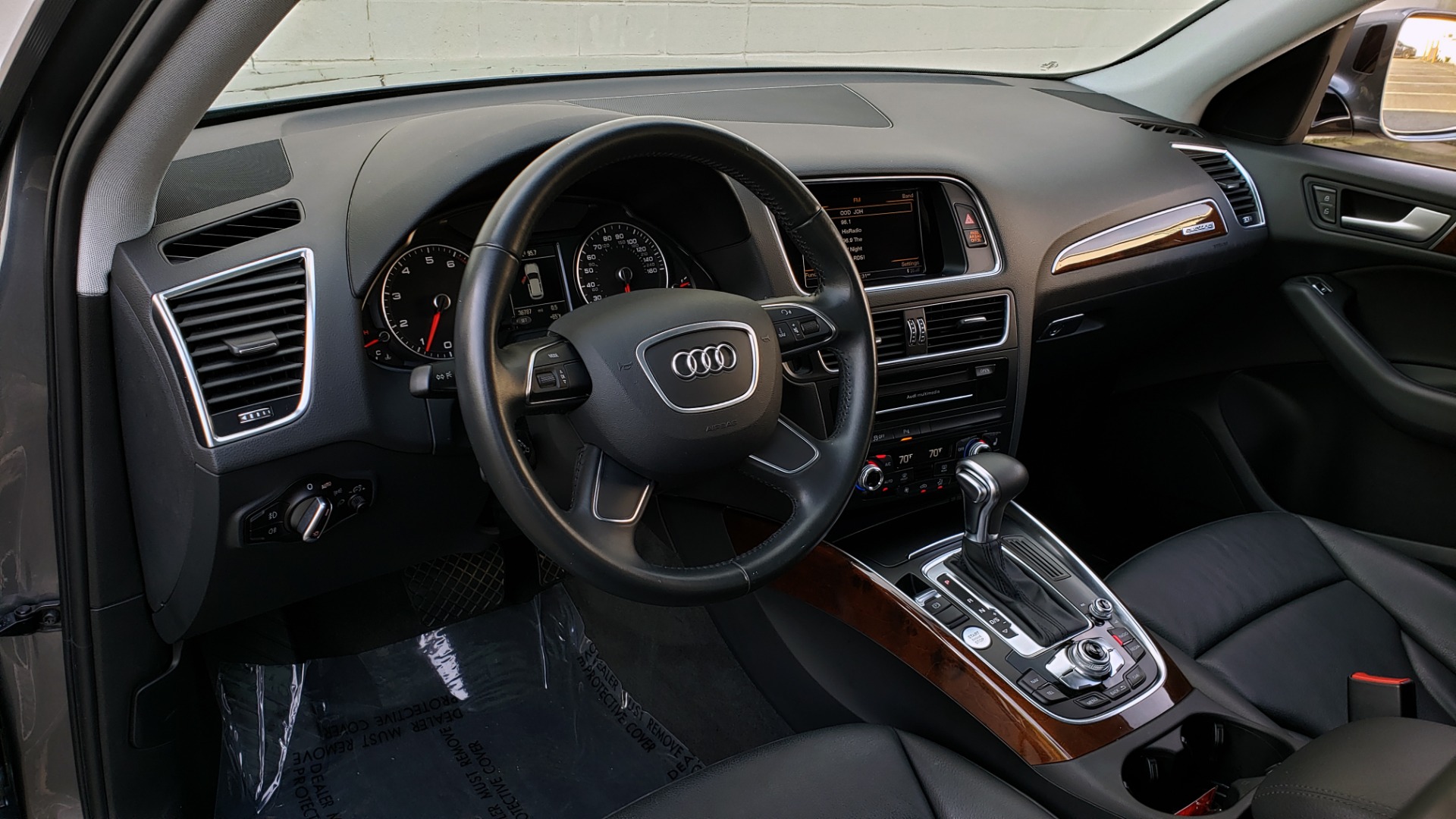 Used 2015 Audi Q5 PREMIUM PLUS / TECH PKG / NAV / PANO-ROOF / REARVIEW for sale Sold at Formula Imports in Charlotte NC 28227 36