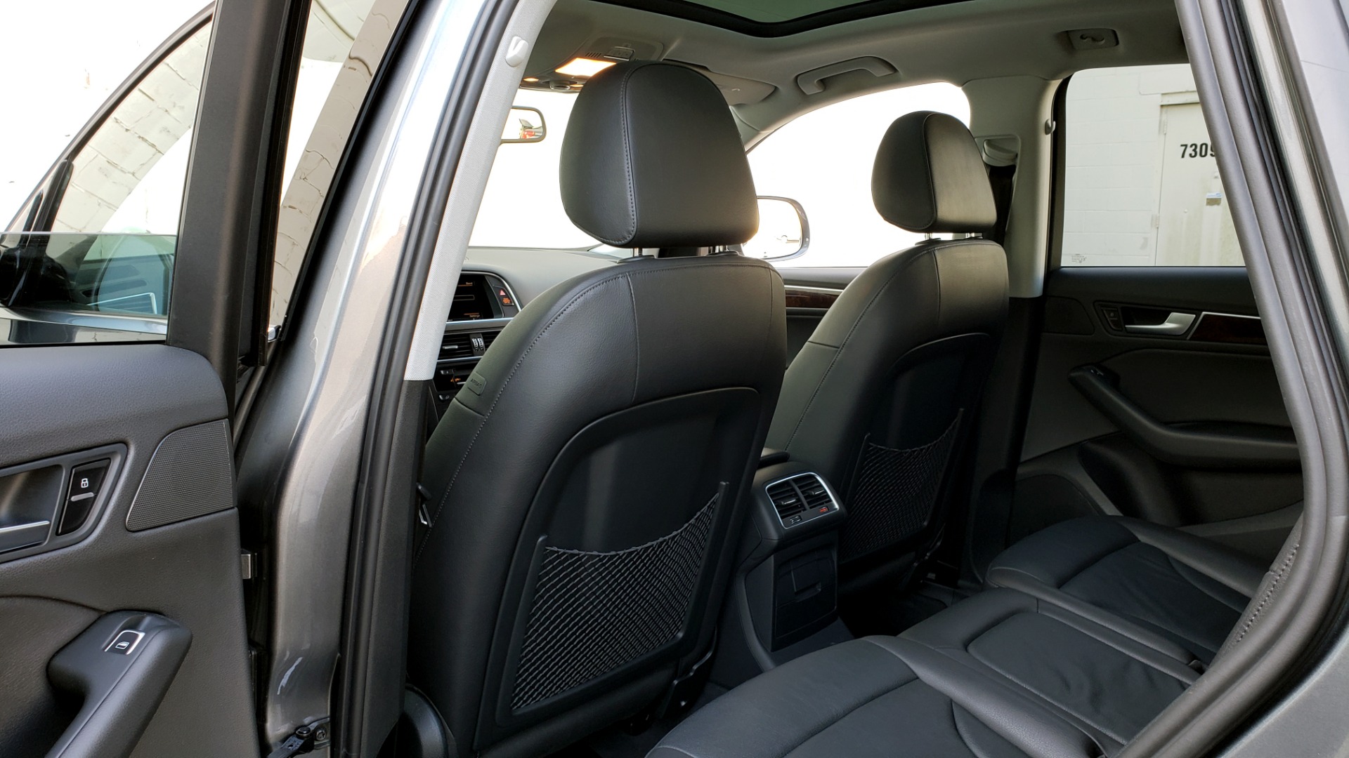 Used 2015 Audi Q5 PREMIUM PLUS / TECH PKG / NAV / PANO-ROOF / REARVIEW for sale Sold at Formula Imports in Charlotte NC 28227 59