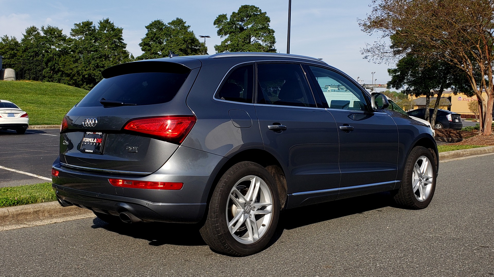 Used 2015 Audi Q5 PREMIUM PLUS / TECH PKG / NAV / PANO-ROOF / REARVIEW for sale Sold at Formula Imports in Charlotte NC 28227 6