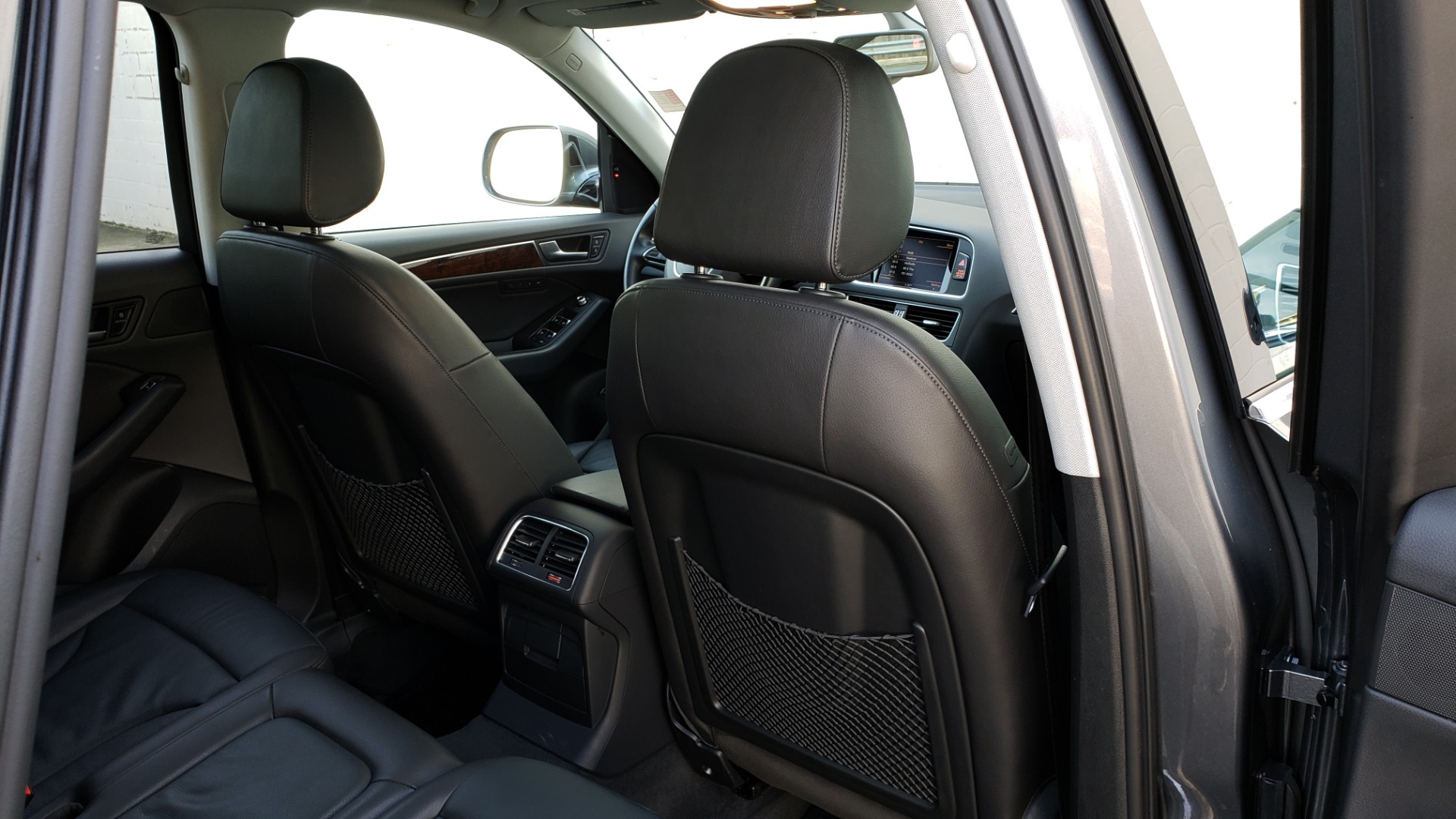 Used 2015 Audi Q5 PREMIUM PLUS / TECH PKG / NAV / PANO-ROOF / REARVIEW for sale Sold at Formula Imports in Charlotte NC 28227 75