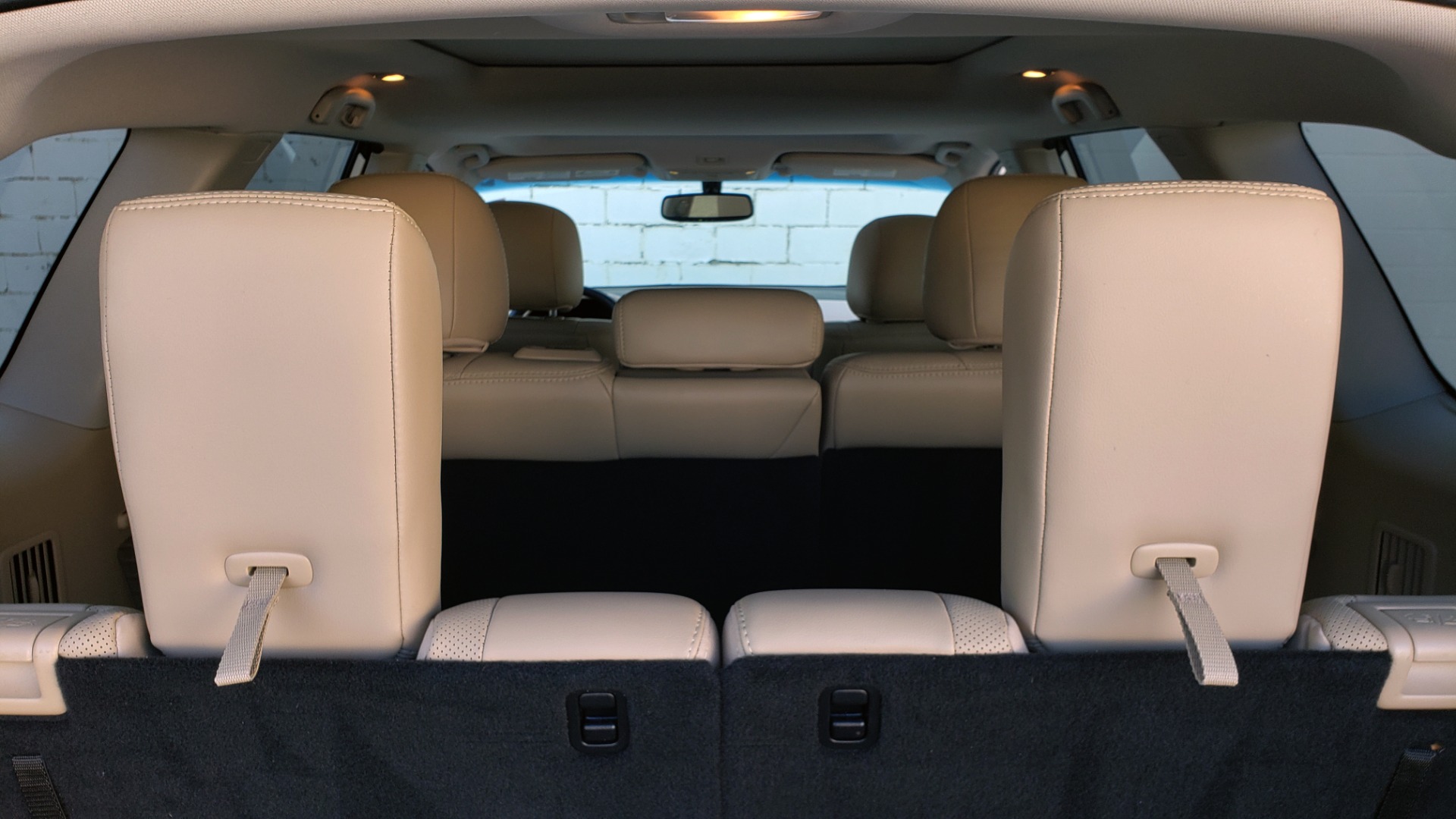 Used 2016 Nissan PATHFINDER PLATINUM 2WD / NAV / SUNROOF / REARVIEW / 3-ROW for sale Sold at Formula Imports in Charlotte NC 28227 32
