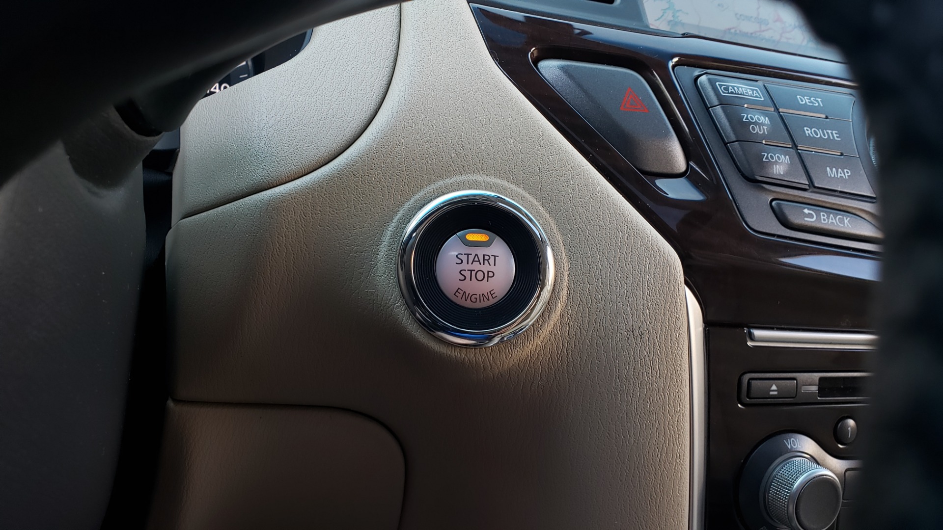 Used 2016 Nissan PATHFINDER PLATINUM 2WD / NAV / SUNROOF / REARVIEW / 3-ROW for sale Sold at Formula Imports in Charlotte NC 28227 53