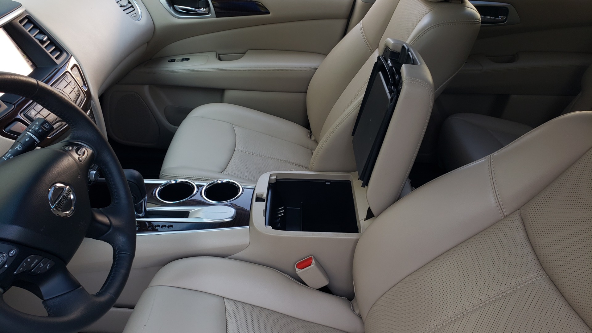 Used 2016 Nissan PATHFINDER PLATINUM 2WD / NAV / SUNROOF / REARVIEW / 3-ROW for sale Sold at Formula Imports in Charlotte NC 28227 63