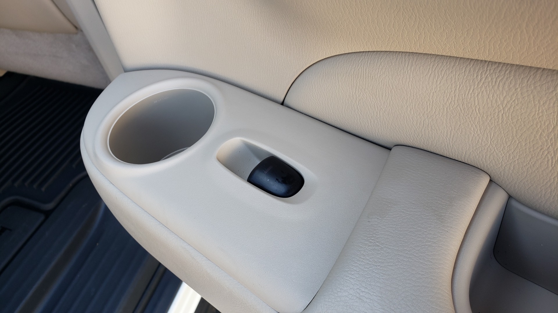 Used 2016 Nissan PATHFINDER PLATINUM 2WD / NAV / SUNROOF / REARVIEW / 3-ROW for sale Sold at Formula Imports in Charlotte NC 28227 79