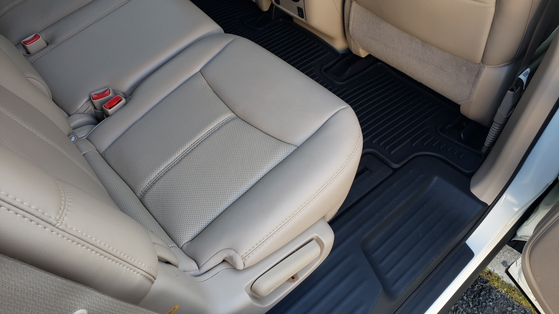 Used 2016 Nissan PATHFINDER PLATINUM 2WD / NAV / SUNROOF / REARVIEW / 3-ROW for sale Sold at Formula Imports in Charlotte NC 28227 80
