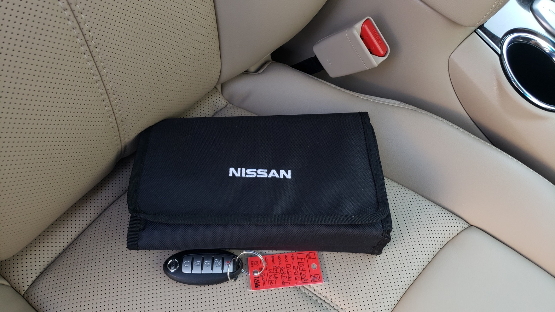 Used 2016 Nissan PATHFINDER PLATINUM 2WD / NAV / SUNROOF / REARVIEW / 3-ROW for sale Sold at Formula Imports in Charlotte NC 28227 98
