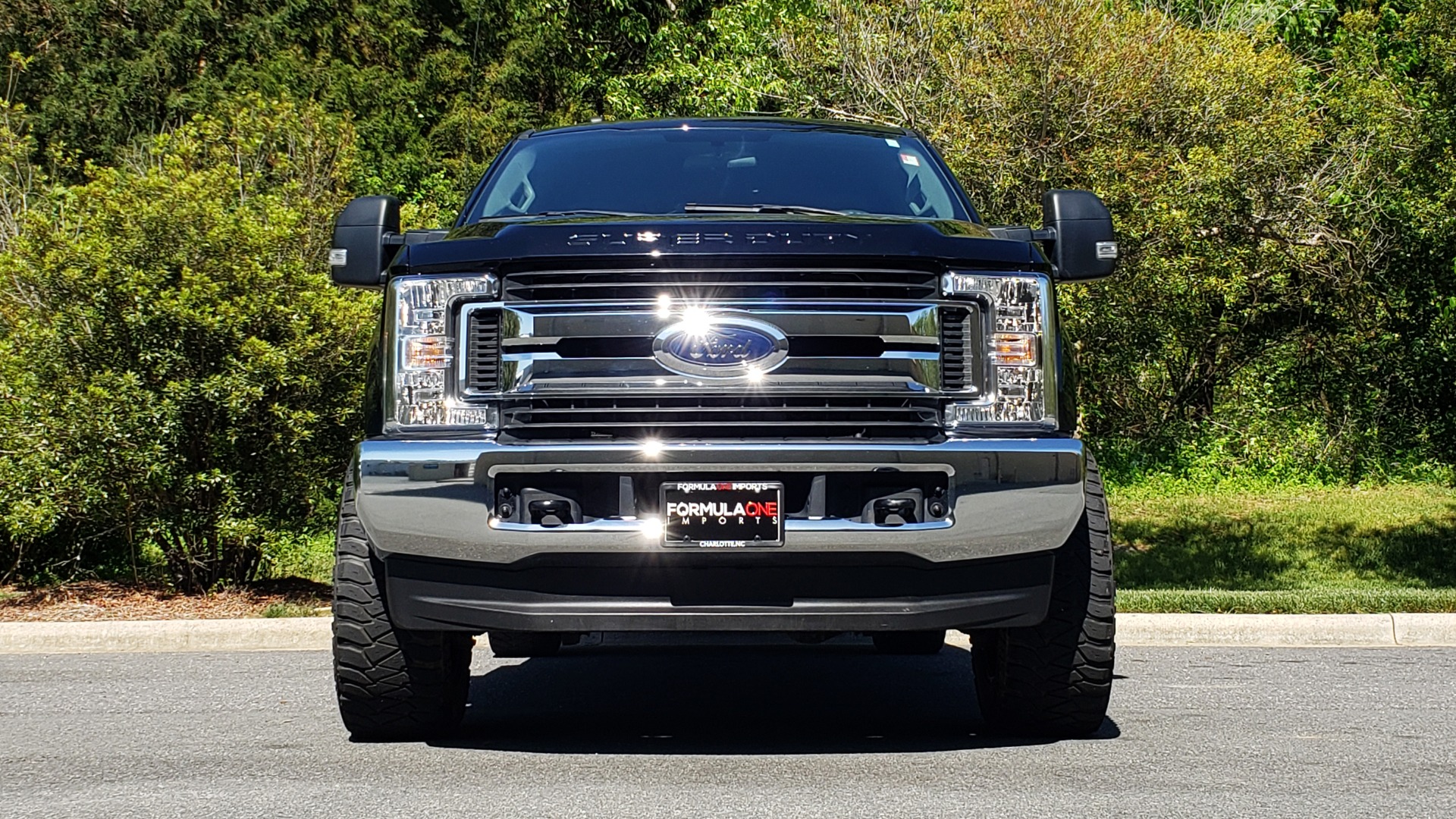 Used 2017 Ford SUPERDUTY F-250 SRW XL 4X4 / 160 WB / 6.2L EFI V8 / 6-SPD AUTO / 6'8 BED for sale Sold at Formula Imports in Charlotte NC 28227 30
