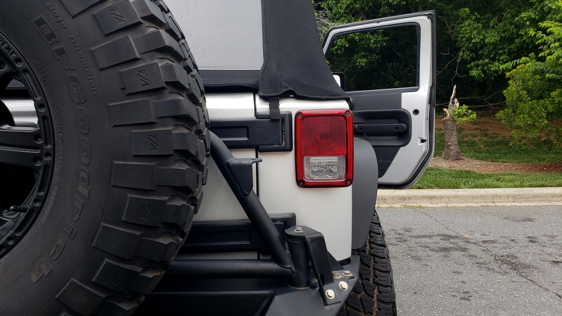 Used 2008 Jeep WRANGLER RUBICON 4X4 / SOFT-TOP / LIFTED / PIONEER W/JL SUB-WOOFER for sale Sold at Formula Imports in Charlotte NC 28227 60