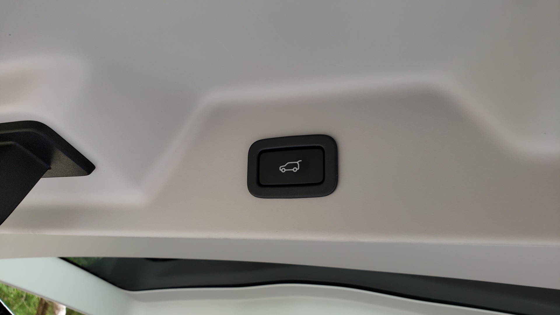 Used 2019 Land Rover RANGE ROVER SUPERCHARGED V8 / DRV PRO PK / VISION ASSIST / SHADOW PKG / PARK PRO / TOW for sale Sold at Formula Imports in Charlotte NC 28227 25