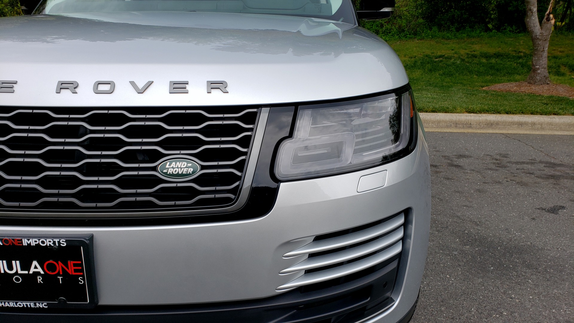 Used 2019 Land Rover RANGE ROVER SUPERCHARGED V8 / DRV PRO PK / VISION ASSIST / SHADOW PKG / PARK PRO / TOW for sale Sold at Formula Imports in Charlotte NC 28227 28