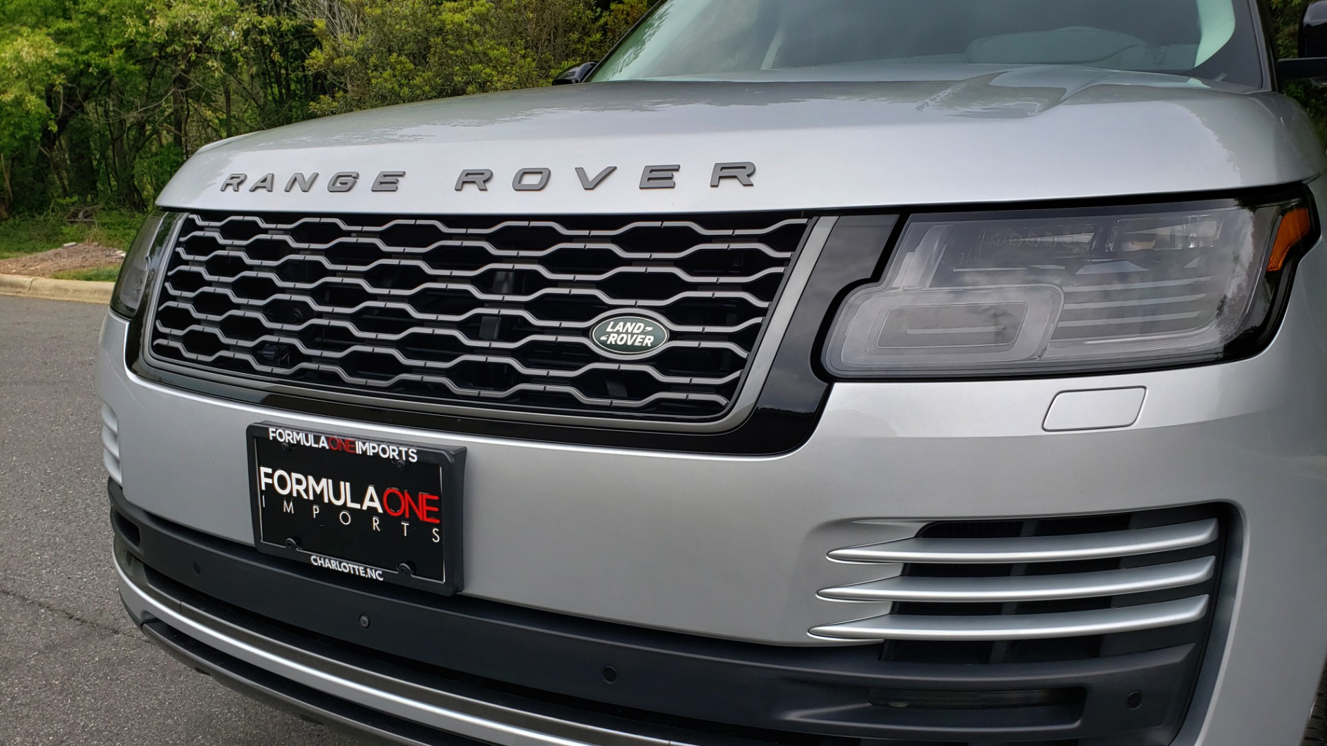 Used 2019 Land Rover RANGE ROVER SUPERCHARGED V8 / DRV PRO PK / VISION ASSIST / SHADOW PKG / PARK PRO / TOW for sale Sold at Formula Imports in Charlotte NC 28227 29