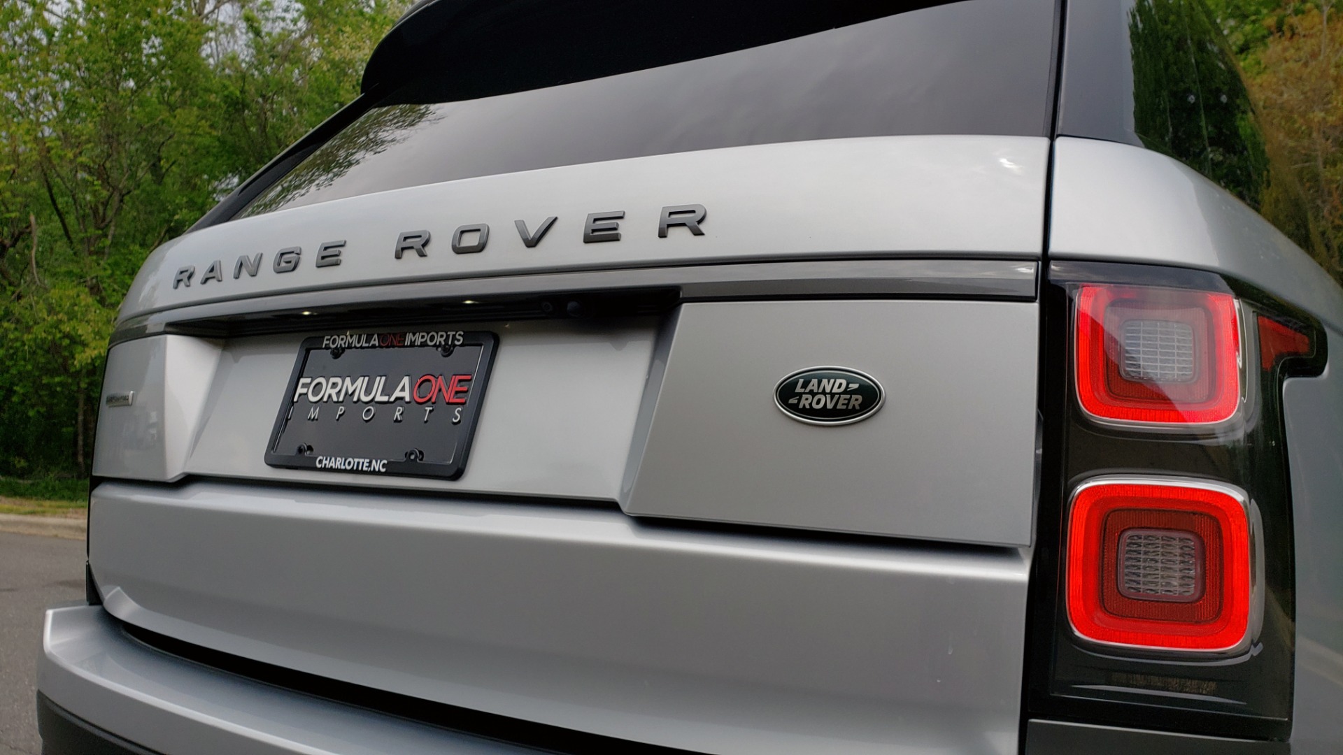 Used 2019 Land Rover RANGE ROVER SUPERCHARGED V8 / DRV PRO PK / VISION ASSIST / SHADOW PKG / PARK PRO / TOW for sale Sold at Formula Imports in Charlotte NC 28227 41
