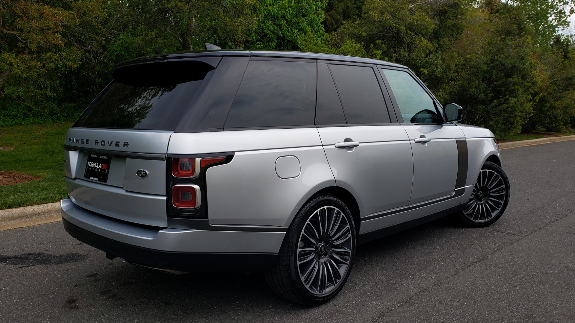 Used 2019 Land Rover RANGE ROVER SUPERCHARGED V8 / DRV PRO PK / VISION ASSIST / SHADOW PKG / PARK PRO / TOW for sale Sold at Formula Imports in Charlotte NC 28227 6