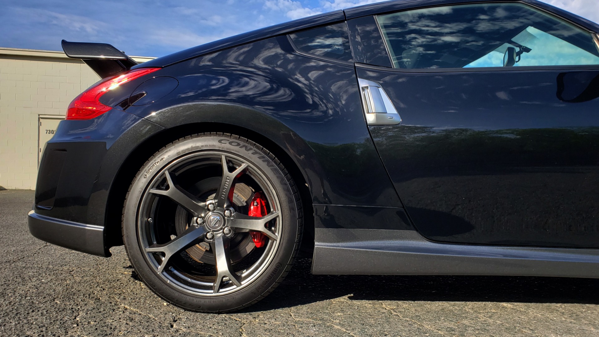 Used 2014 Nissan 370Z NISMO / 6-SPD MAN / BOSE / 6-DISC CHANGER / NISMO MATS / REARVIEW for sale Sold at Formula Imports in Charlotte NC 28227 11