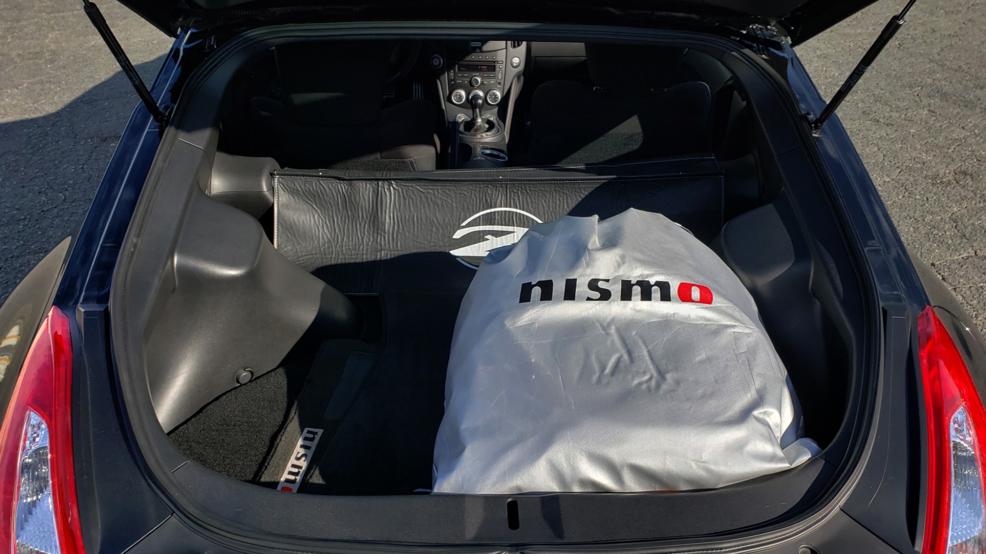 Used 2014 Nissan 370Z NISMO / 6-SPD MAN / BOSE / 6-DISC CHANGER / NISMO MATS / REARVIEW for sale Sold at Formula Imports in Charlotte NC 28227 19
