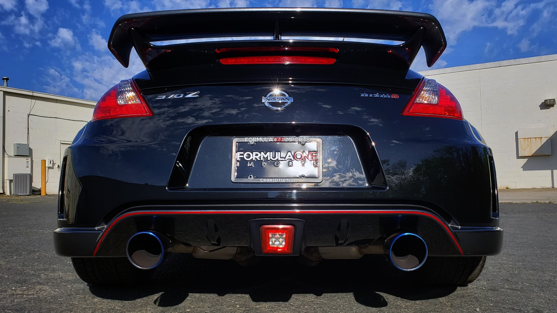 Used 2014 Nissan 370Z NISMO / 6-SPD MAN / BOSE / 6-DISC CHANGER / NISMO MATS / REARVIEW for sale Sold at Formula Imports in Charlotte NC 28227 30