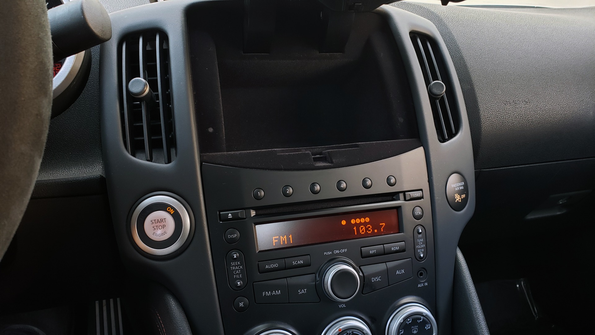 Used 2014 Nissan 370Z NISMO / 6-SPD MAN / BOSE / 6-DISC CHANGER / NISMO MATS / REARVIEW for sale Sold at Formula Imports in Charlotte NC 28227 48