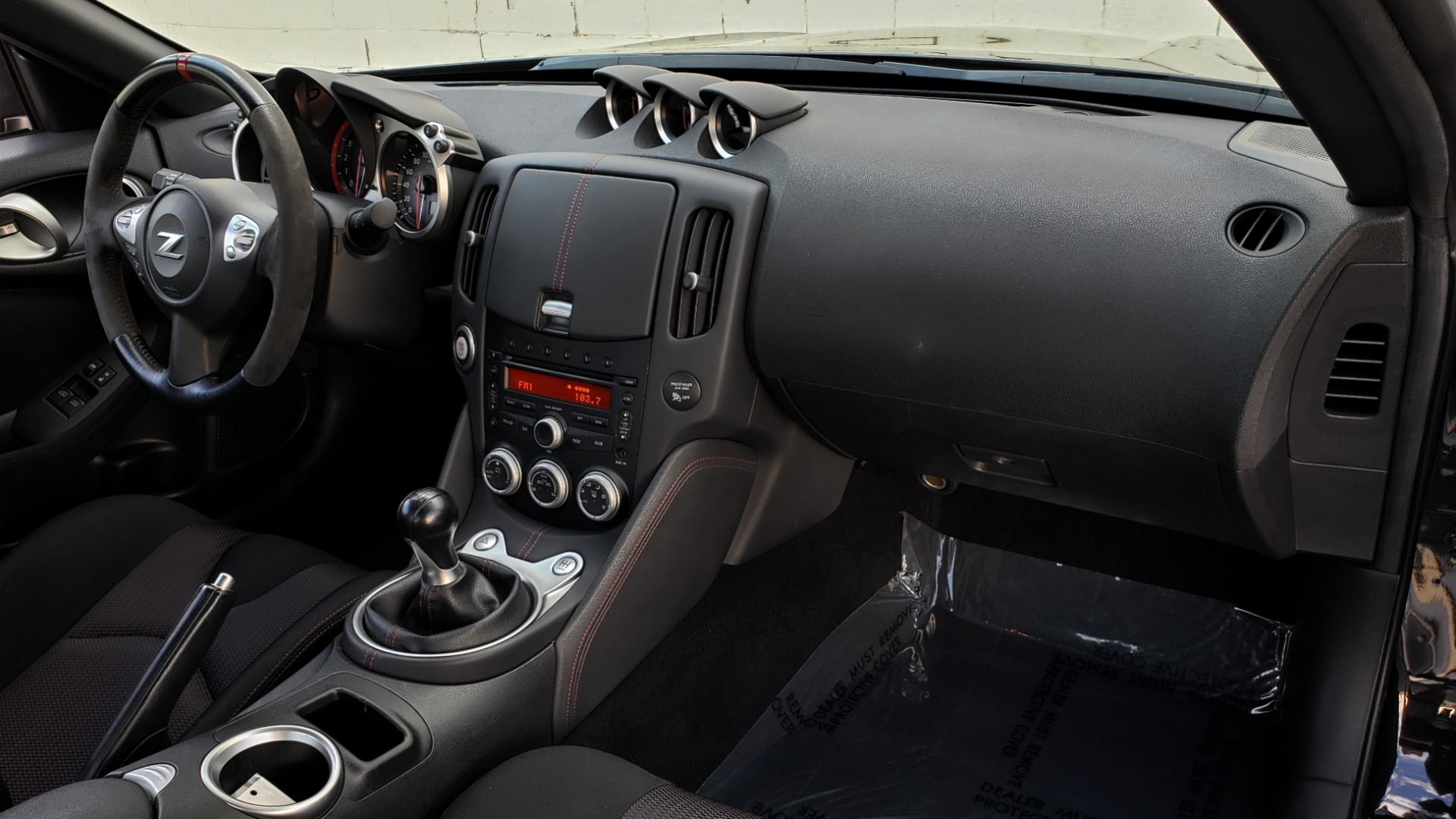Used 2014 Nissan 370Z NISMO / 6-SPD MAN / BOSE / 6-DISC CHANGER / NISMO MATS / REARVIEW for sale Sold at Formula Imports in Charlotte NC 28227 65