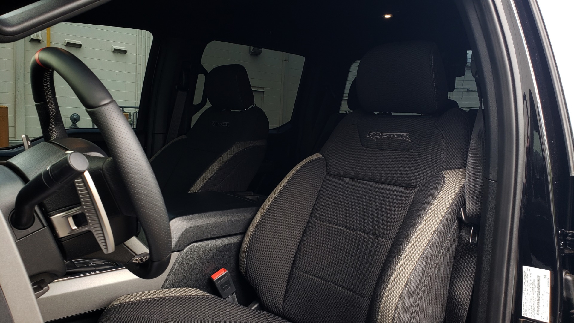 Used 2019 Ford F-150 RAPTOR CREW CAB 4X4 5.5' BOX / REMOTE START / TAILGATE STEP for sale Sold at Formula Imports in Charlotte NC 28227 36