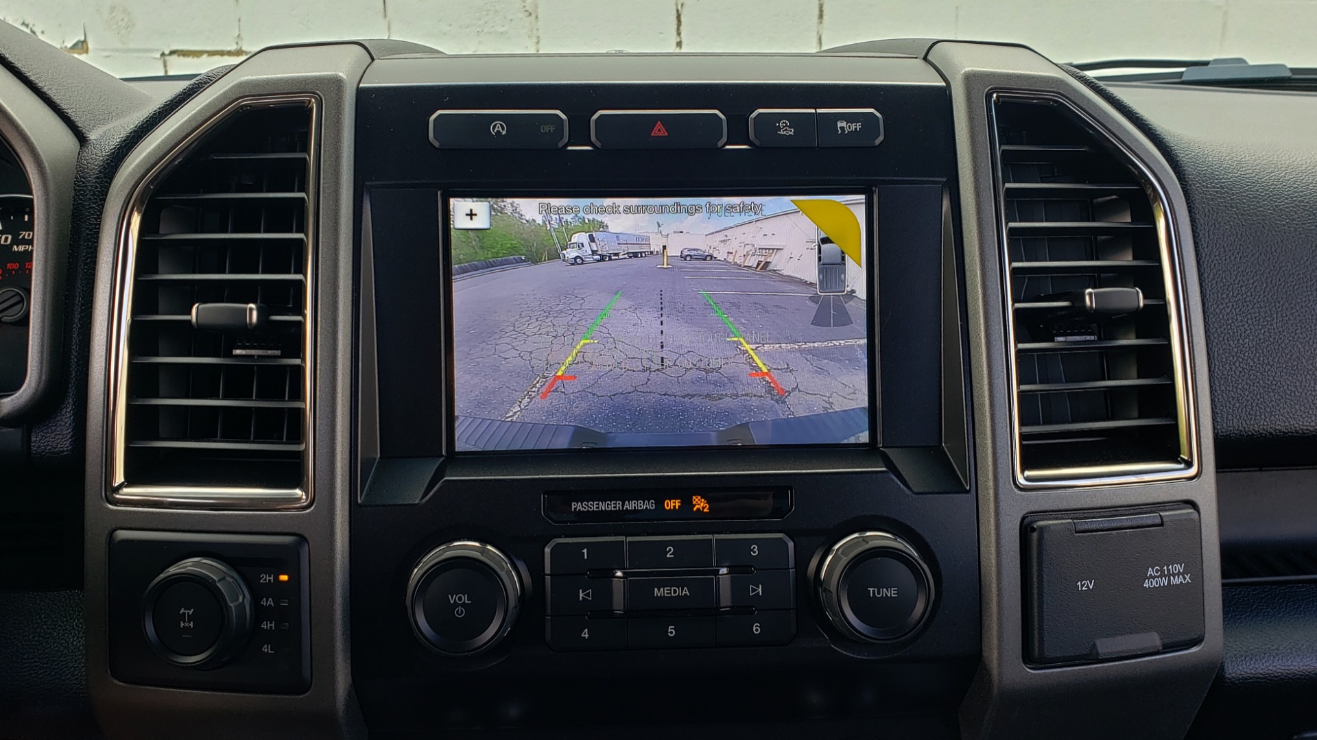 Used 2019 Ford F-150 RAPTOR CREW CAB 4X4 5.5' BOX / REMOTE START / TAILGATE STEP for sale Sold at Formula Imports in Charlotte NC 28227 44