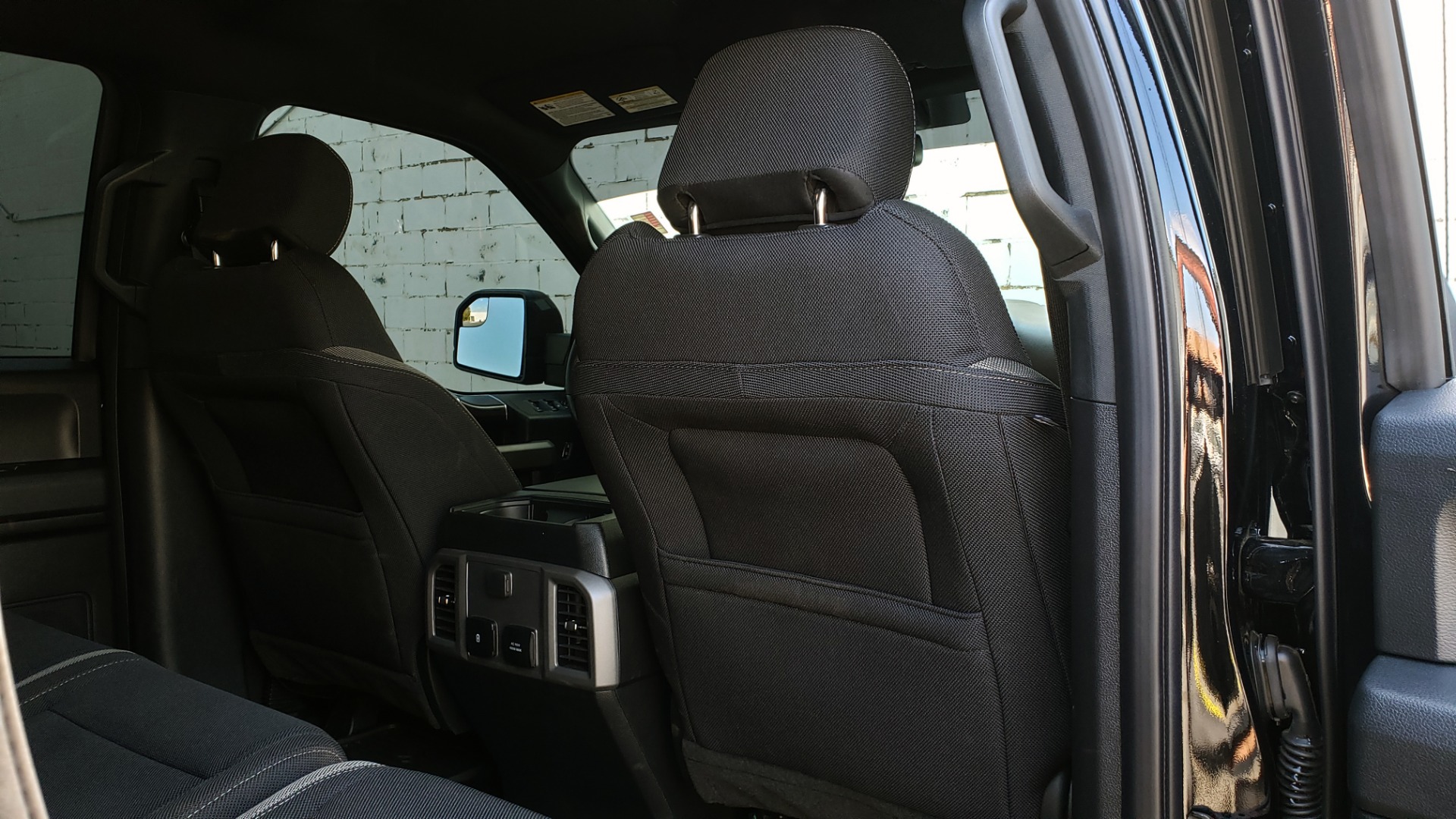 Used 2019 Ford F-150 RAPTOR CREW CAB 4X4 5.5' BOX / REMOTE START / TAILGATE STEP for sale Sold at Formula Imports in Charlotte NC 28227 77