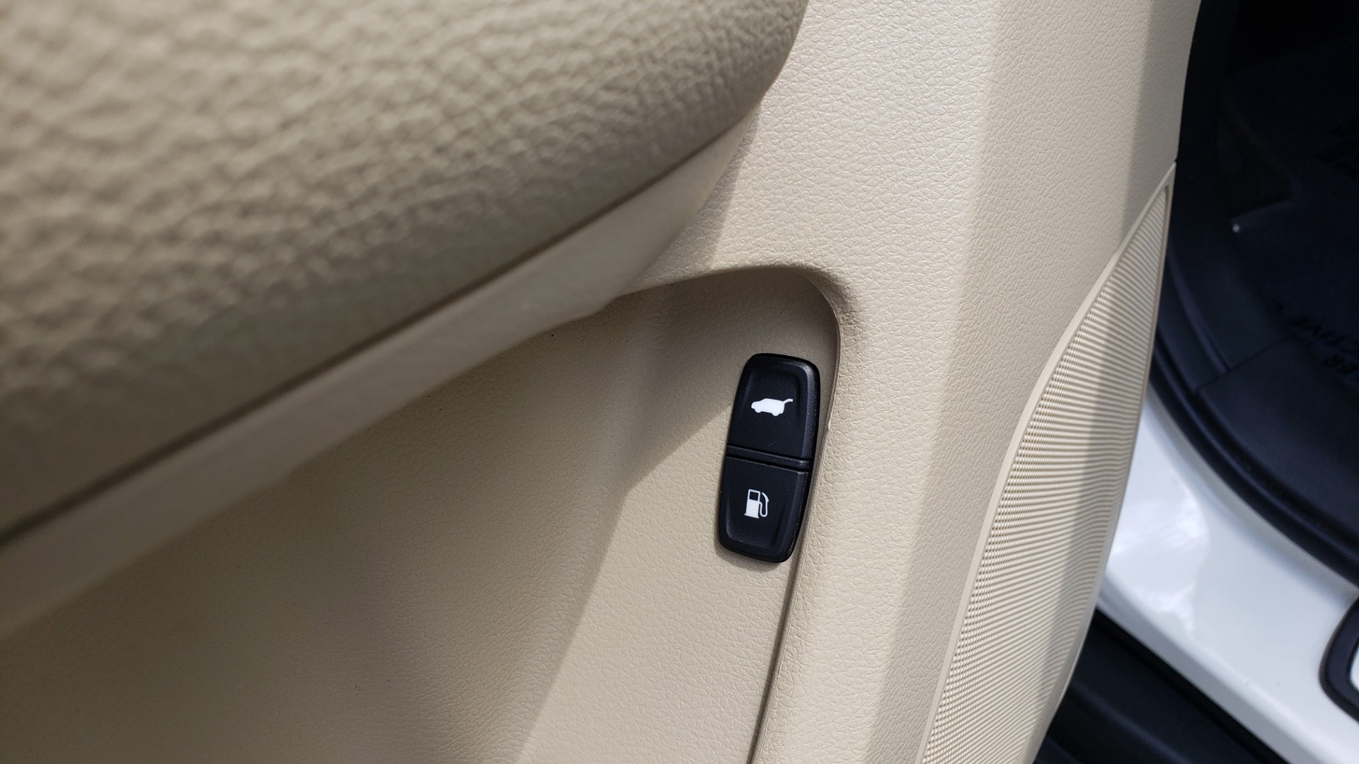 Used 2014 Acura MDX AWD / NAV / SUNROOF / 3-ROW / REARVIEW / PREMIUM SND for sale Sold at Formula Imports in Charlotte NC 28227 38