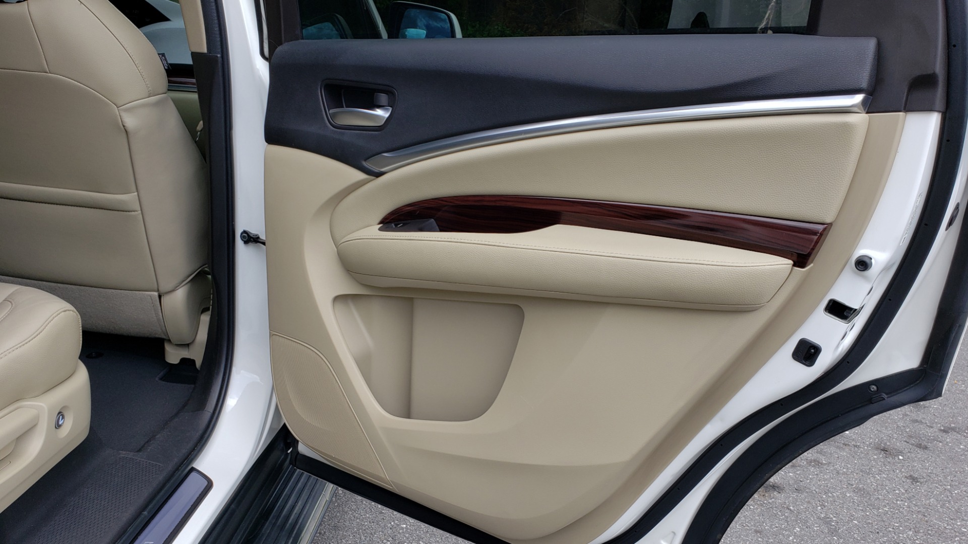 Used 2014 Acura MDX AWD / NAV / SUNROOF / 3-ROW / REARVIEW / PREMIUM SND for sale Sold at Formula Imports in Charlotte NC 28227 78