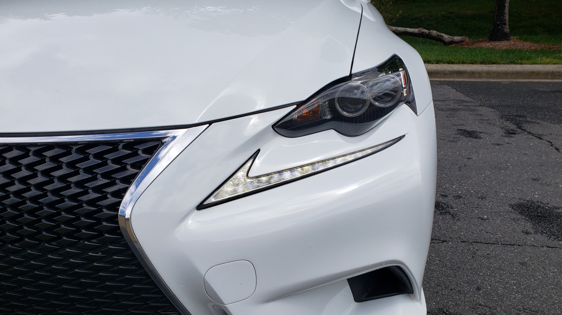 Used 2014 Lexus IS 350 F-SPORT / NAV / SUNROOF / REARVIEW / BSM / MARK LEV SND for sale Sold at Formula Imports in Charlotte NC 28227 20