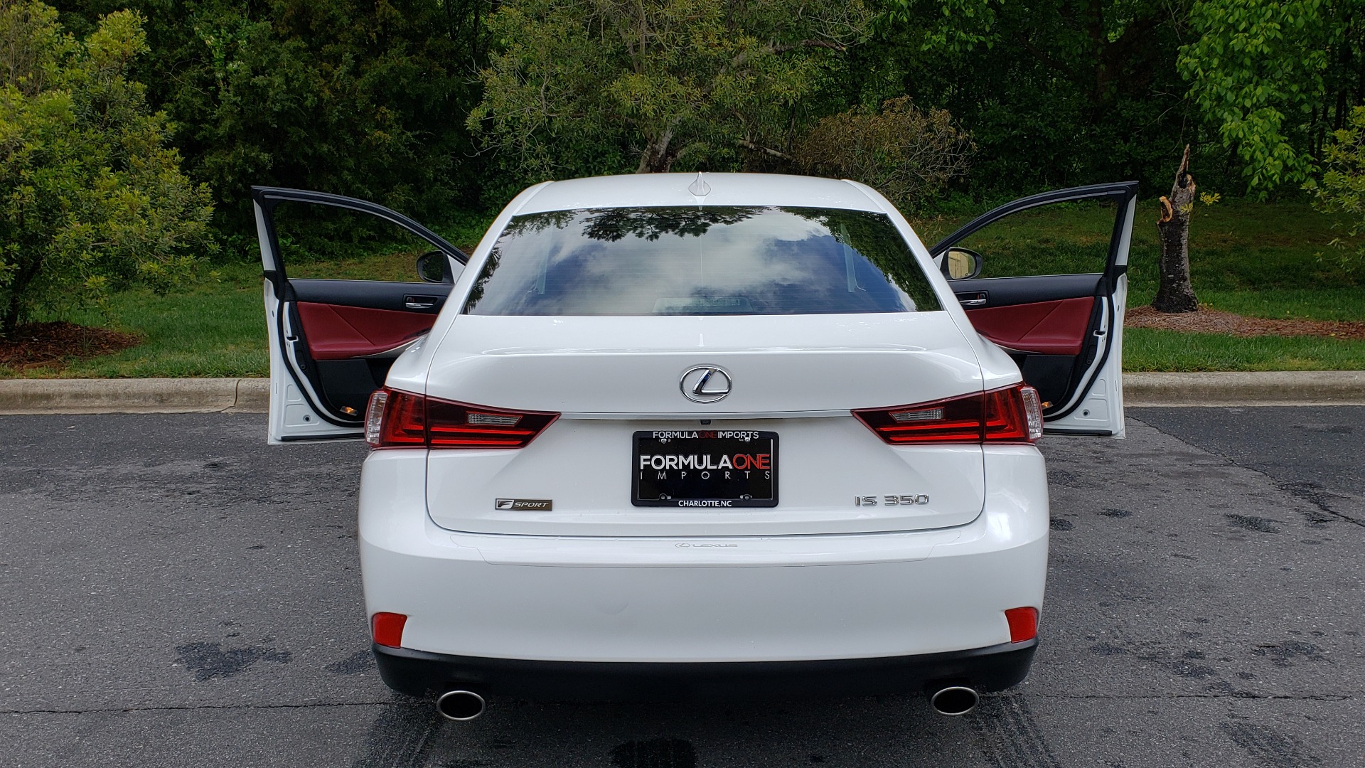 Used 2014 Lexus IS 350 F-SPORT / NAV / SUNROOF / REARVIEW / BSM / MARK LEV SND for sale Sold at Formula Imports in Charlotte NC 28227 25