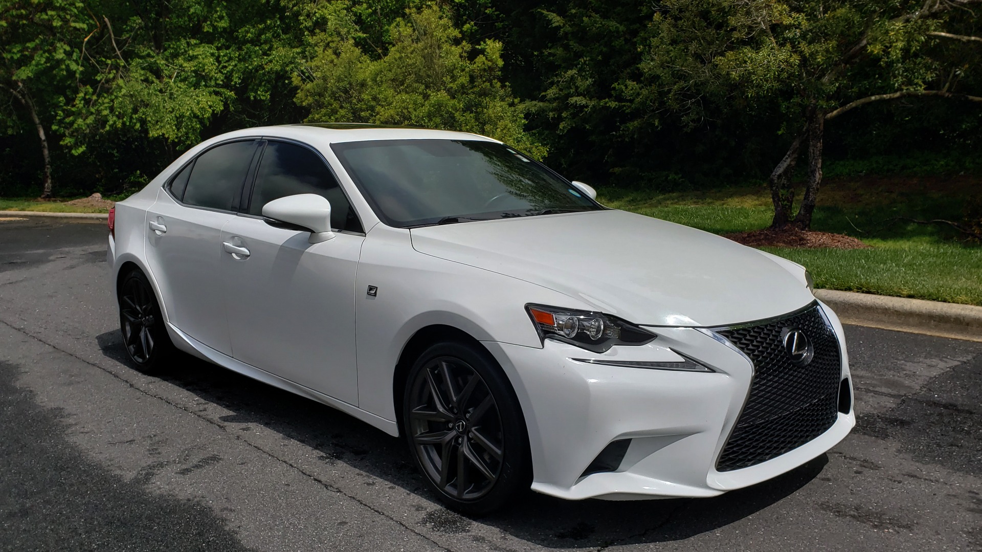 Used 2014 Lexus IS 350 F-SPORT / NAV / SUNROOF / REARVIEW / BSM / MARK LEV SND for sale Sold at Formula Imports in Charlotte NC 28227 4