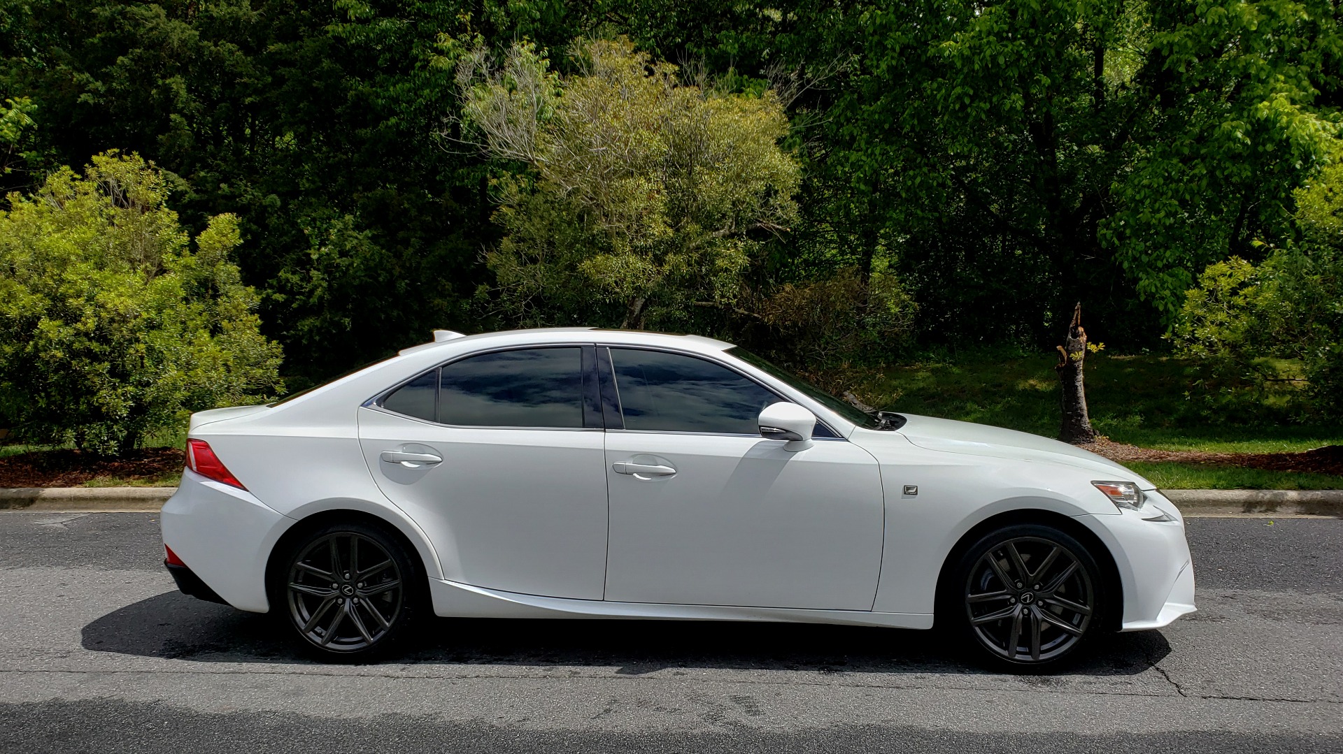 Used 2014 Lexus IS 350 F-SPORT / NAV / SUNROOF / REARVIEW / BSM / MARK LEV SND for sale Sold at Formula Imports in Charlotte NC 28227 5