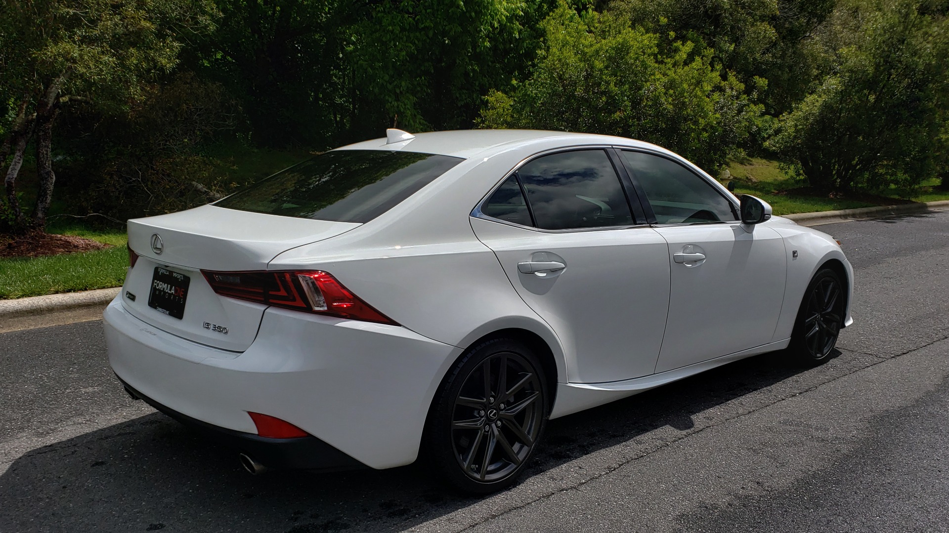 Used 2014 Lexus IS 350 F-SPORT / NAV / SUNROOF / REARVIEW / BSM / MARK LEV SND for sale Sold at Formula Imports in Charlotte NC 28227 6