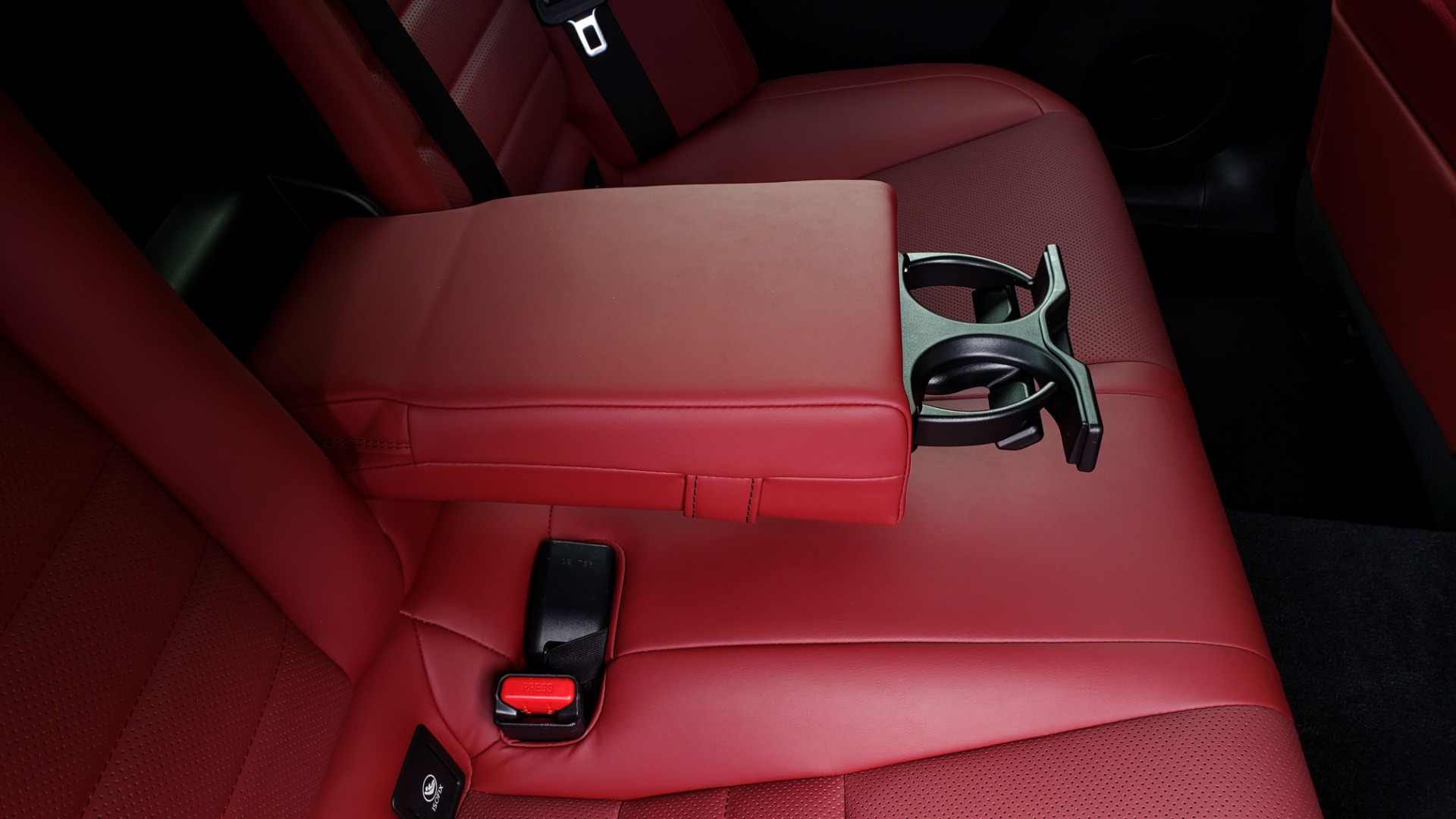 Used 2014 Lexus IS 350 F-SPORT / NAV / SUNROOF / REARVIEW / BSM / MARK LEV SND for sale Sold at Formula Imports in Charlotte NC 28227 72