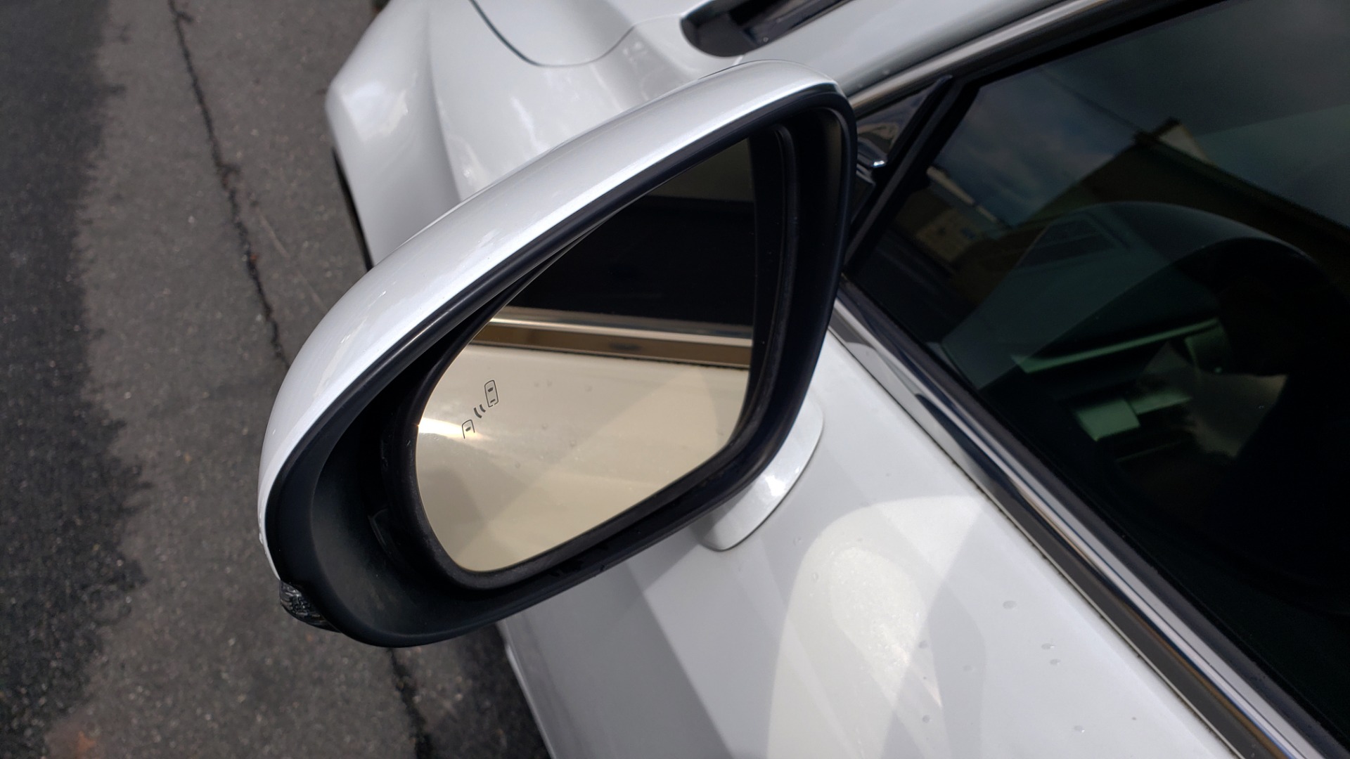 Used 2014 Lexus IS 350 F-SPORT / NAV / SUNROOF / REARVIEW / BSM / MARK LEV SND for sale Sold at Formula Imports in Charlotte NC 28227 9