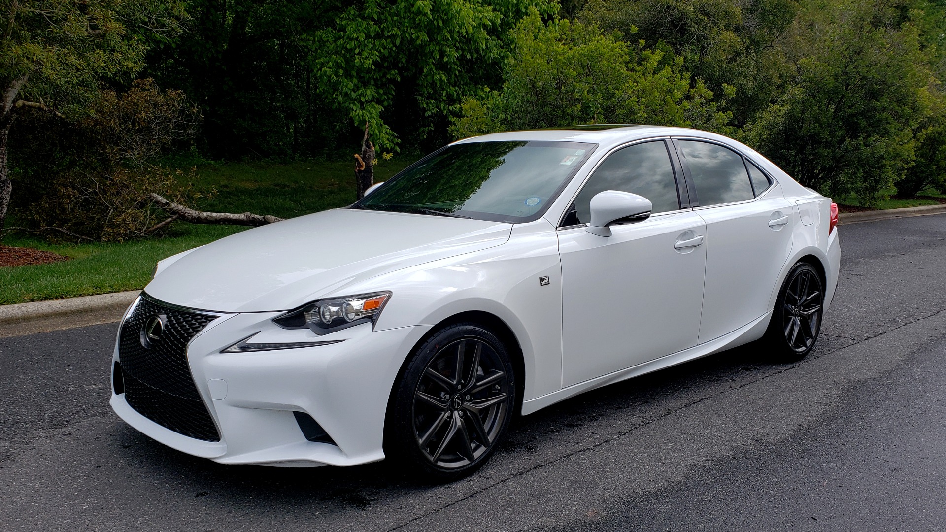 Used 2014 Lexus IS 350 F-SPORT / NAV / SUNROOF / REARVIEW / BSM / MARK LEV SND for sale Sold at Formula Imports in Charlotte NC 28227 1