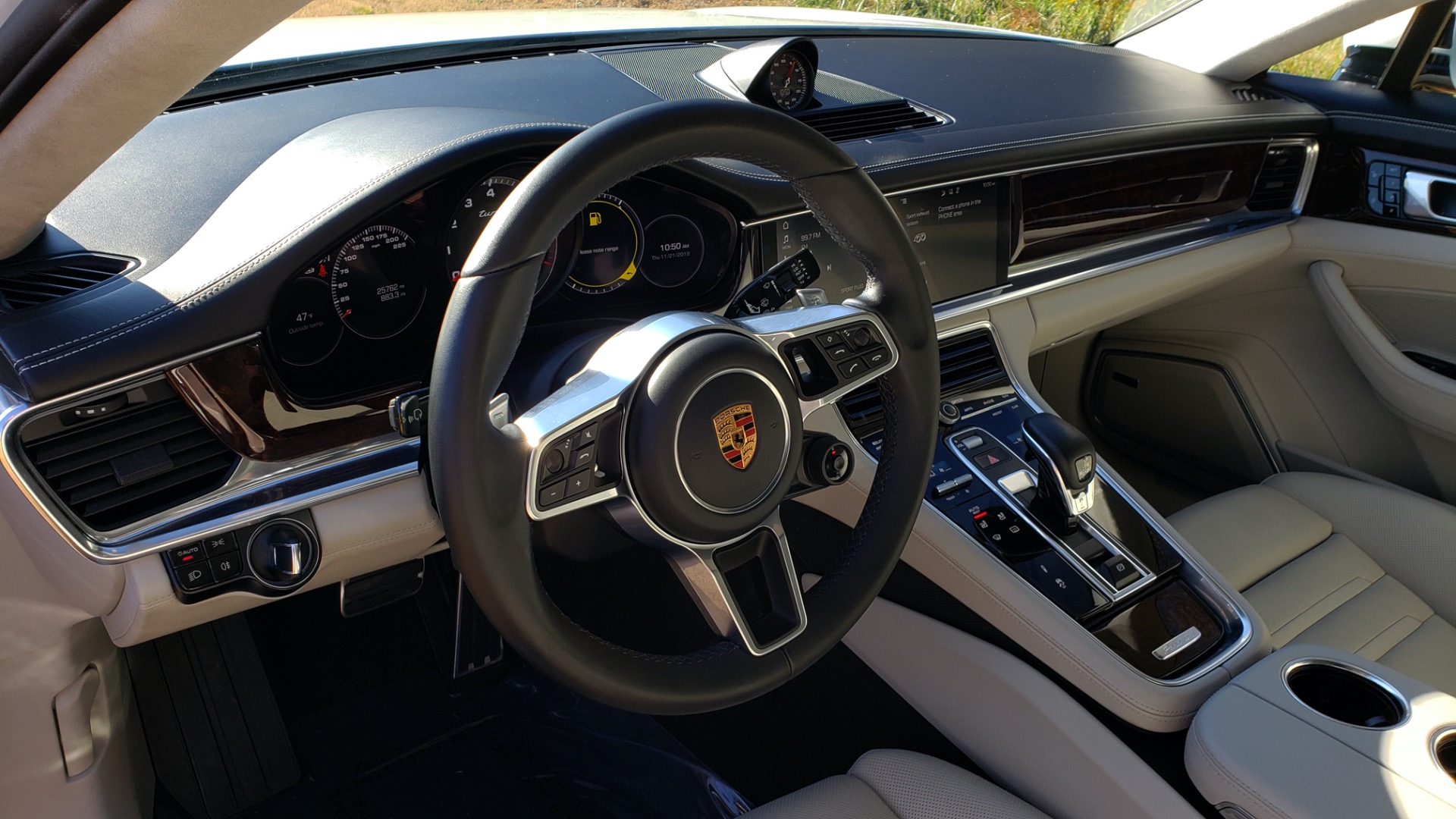 Used 2017 Porsche Panamera Turbo for sale Sold at Formula Imports in Charlotte NC 28227 40