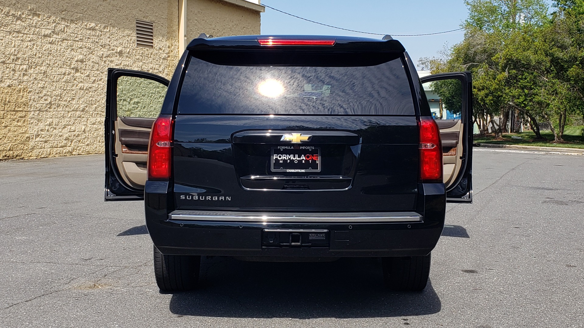 Used 2016 Chevrolet SUBURBAN LTZ 4WD / ENTERTAIN / TRAILER PKG / SNRF / NAV / CAMERA / 3-ROW for sale Sold at Formula Imports in Charlotte NC 28227 18