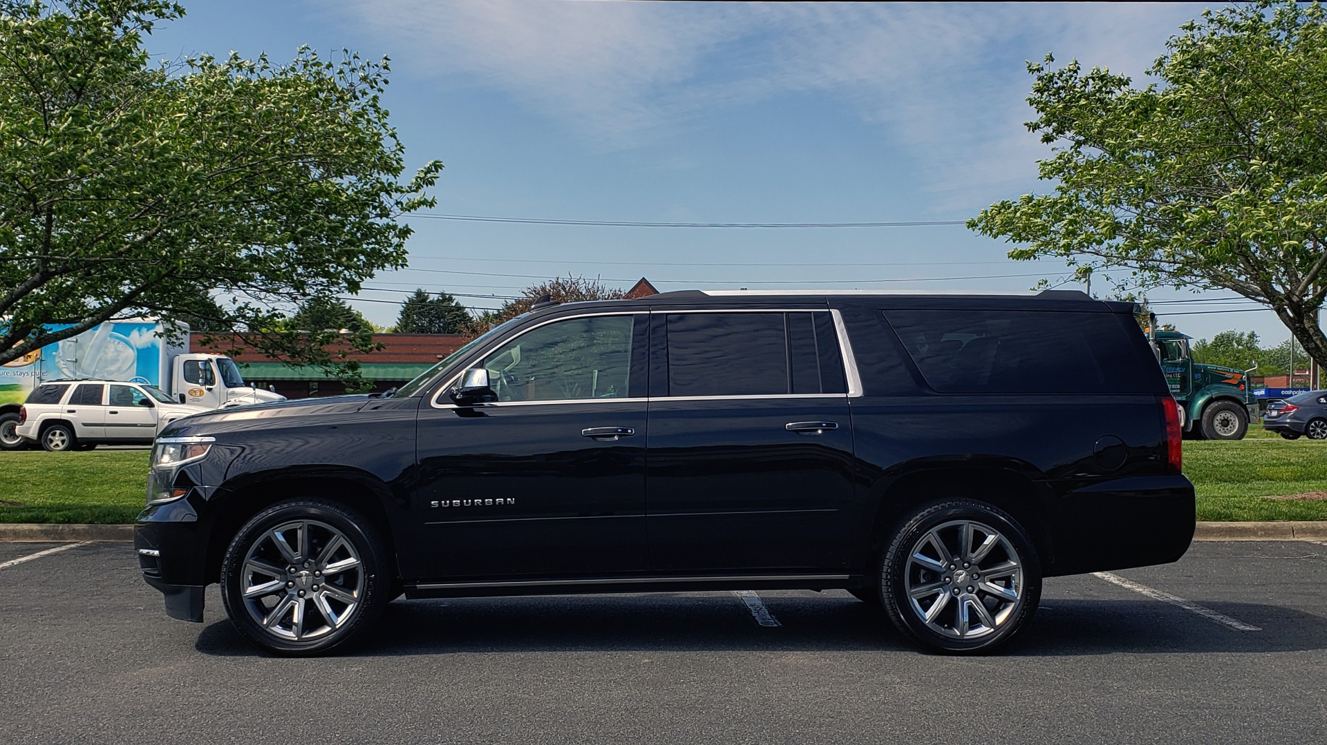 Used 2016 Chevrolet SUBURBAN LTZ 4WD / ENTERTAIN / TRAILER PKG / SNRF / NAV / CAMERA / 3-ROW for sale Sold at Formula Imports in Charlotte NC 28227 2