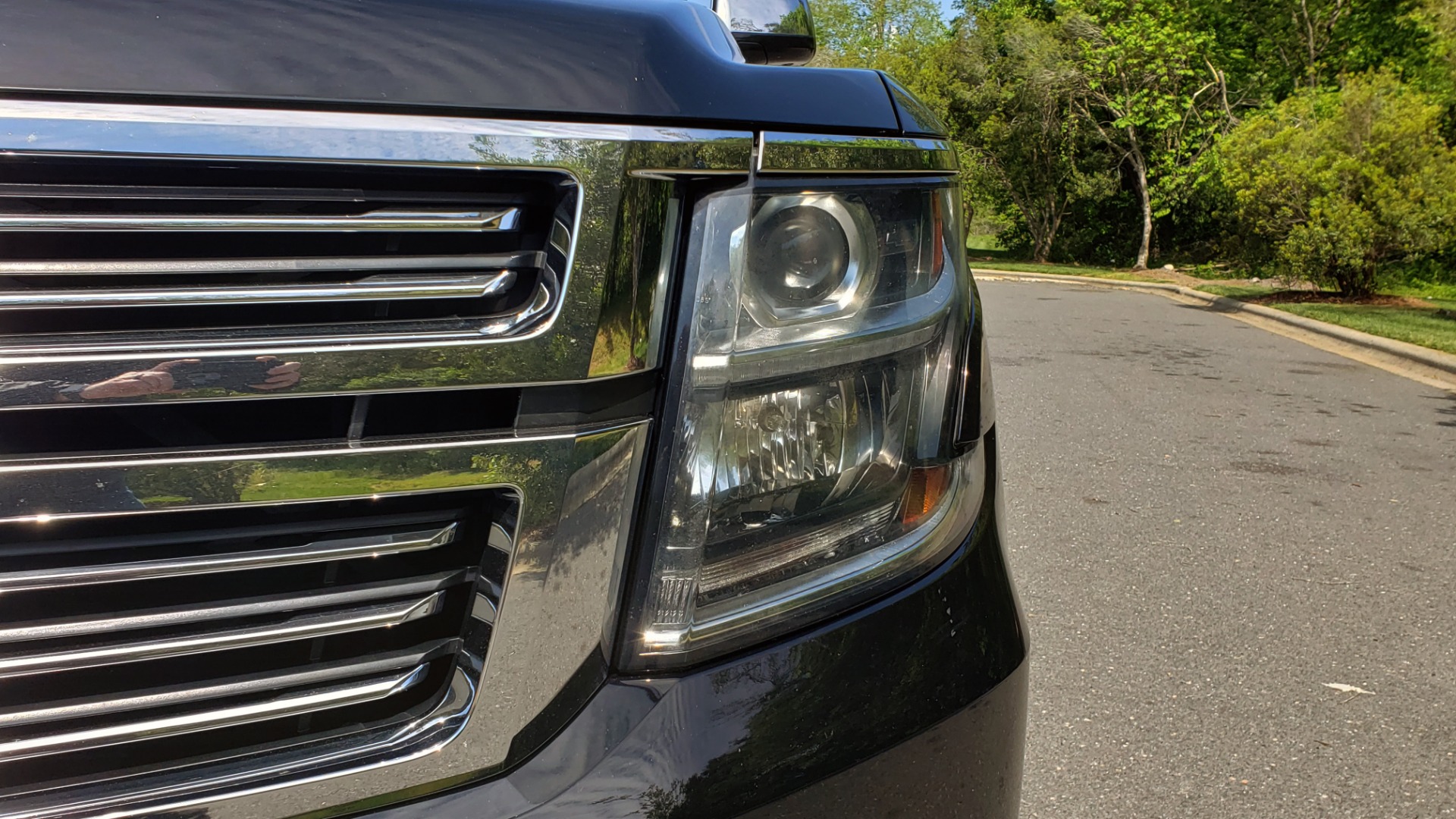 Used 2016 Chevrolet SUBURBAN LTZ 4WD / ENTERTAIN / TRAILER PKG / SNRF / NAV / CAMERA / 3-ROW for sale Sold at Formula Imports in Charlotte NC 28227 25