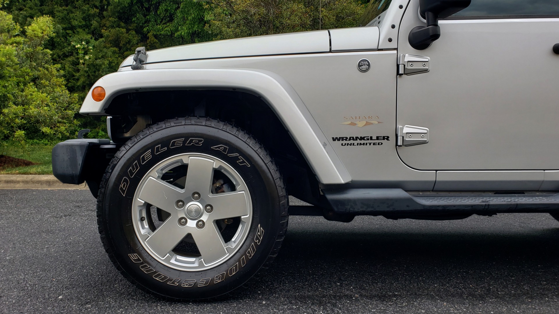 Used 2011 Jeep WRANGLER UNLIMITED SAHARA 4WD / 3-PC FREEDOM TOP / 6-SPD MANUAL for sale Sold at Formula Imports in Charlotte NC 28227 69