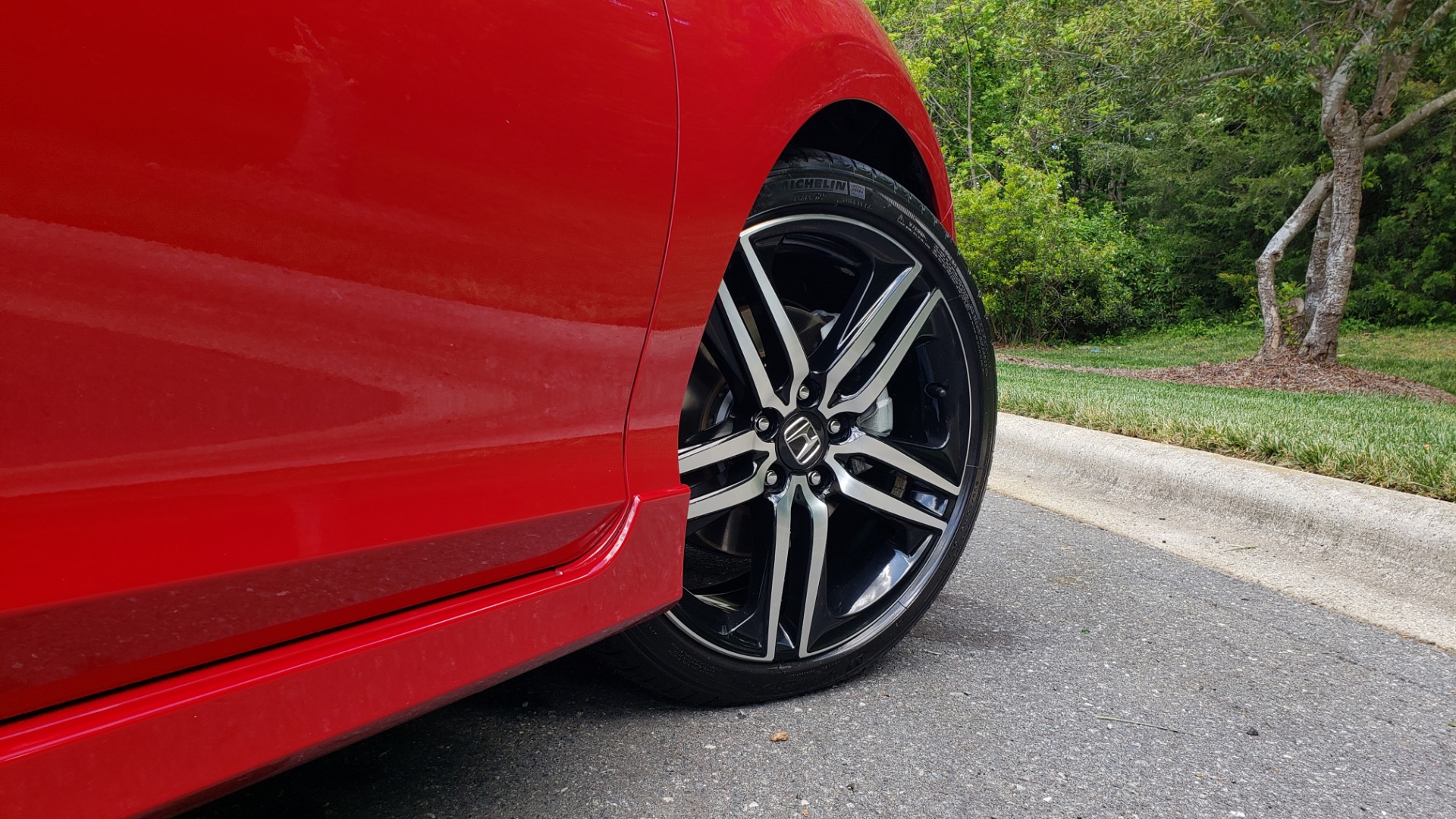 Used 2016 Honda ACCORD SEDAN SPORT / 4-CYL / CVT TRANS / SPOILER / 19IN ALLOY WHEELS for sale Sold at Formula Imports in Charlotte NC 28227 59