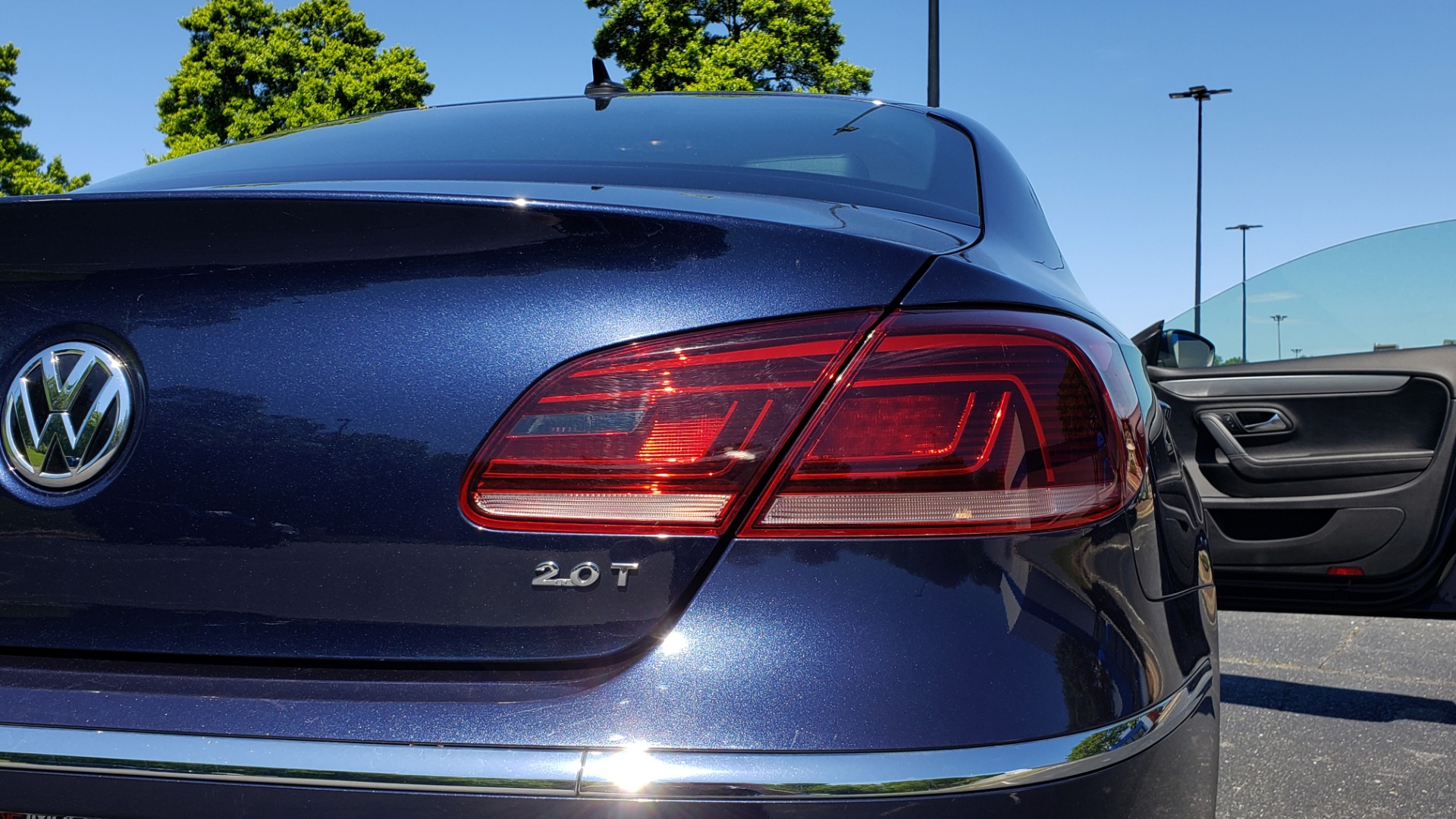 Used 2013 Volkswagen CC SPORT W/LIGHTING PKG / 2.0L 4-CYL / DSG 6-SPD AUTO for sale Sold at Formula Imports in Charlotte NC 28227 18