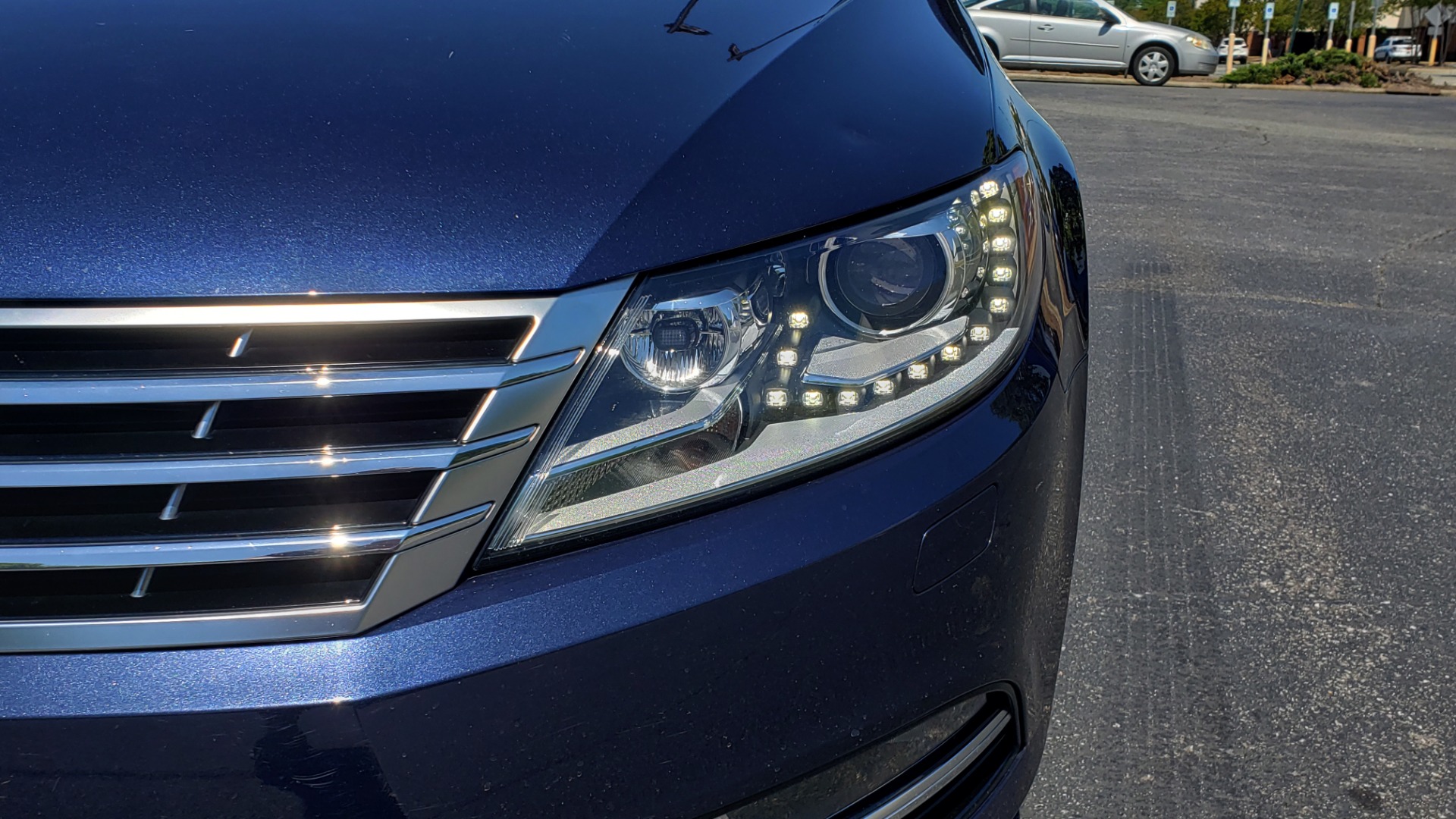 Used 2013 Volkswagen CC SPORT W/LIGHTING PKG / 2.0L 4-CYL / DSG 6-SPD AUTO for sale Sold at Formula Imports in Charlotte NC 28227 21
