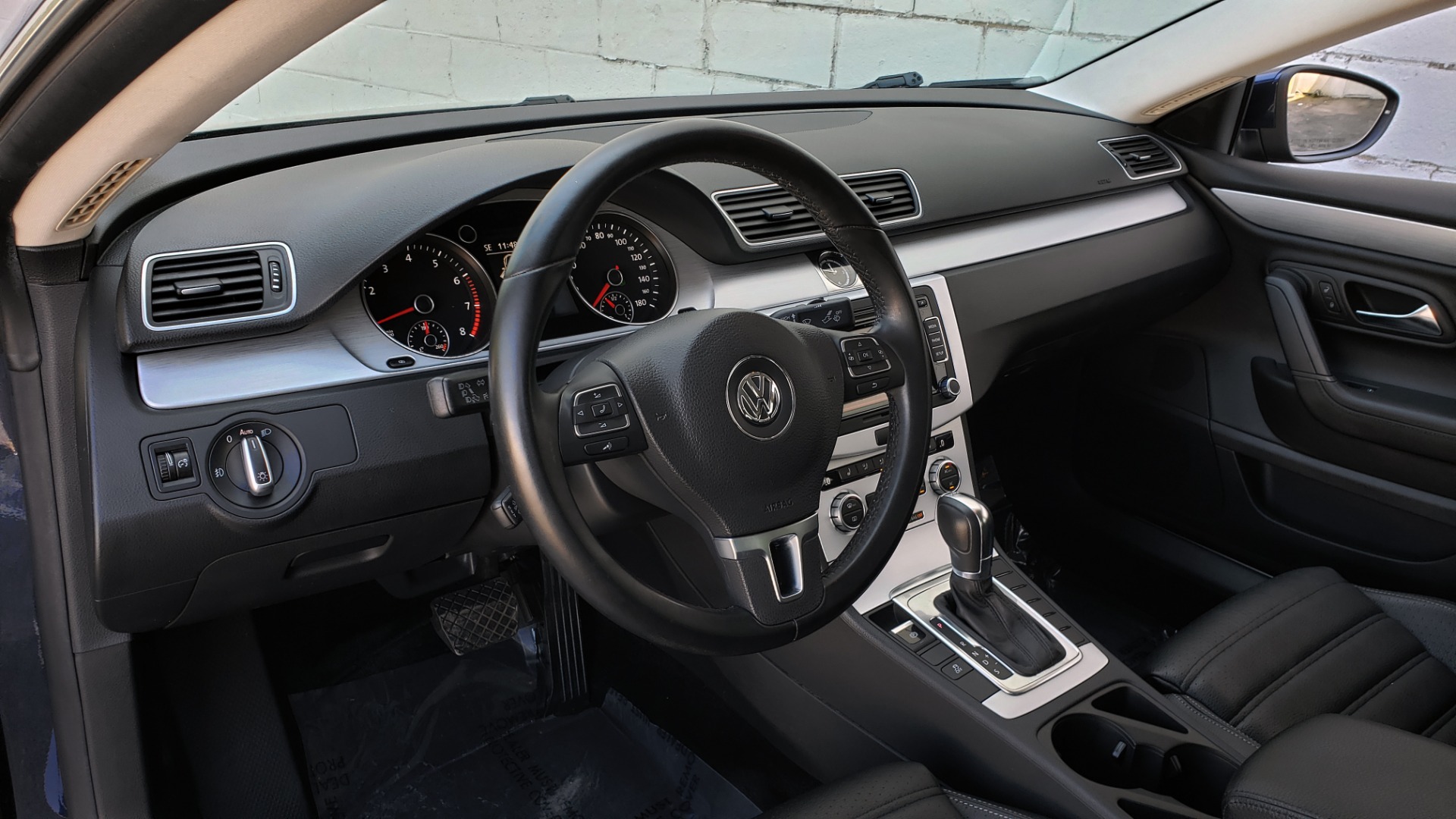 Used 2013 Volkswagen CC SPORT W/LIGHTING PKG / 2.0L 4-CYL / DSG 6-SPD AUTO for sale Sold at Formula Imports in Charlotte NC 28227 31