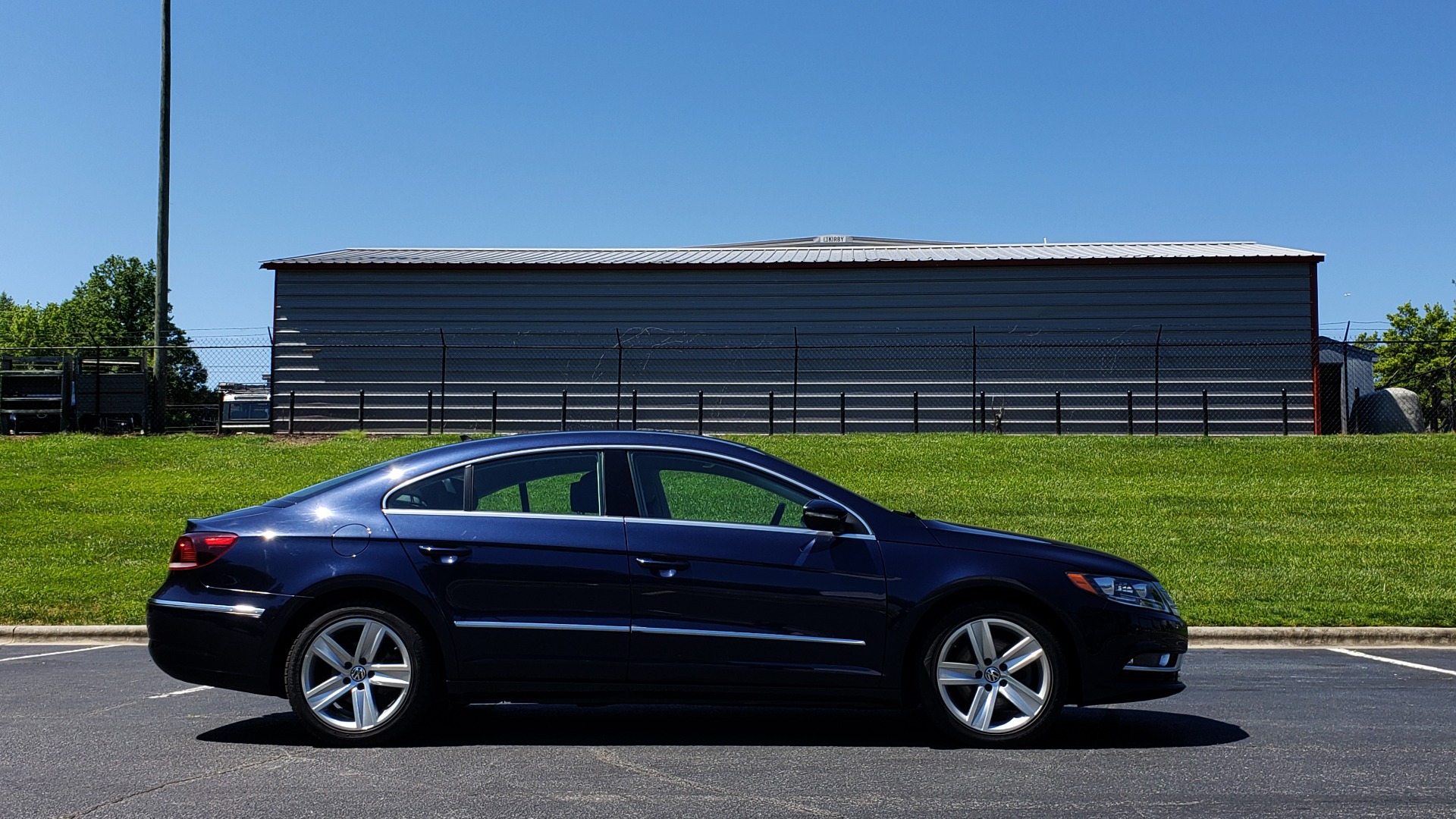 Used 2013 Volkswagen CC SPORT W/LIGHTING PKG / 2.0L 4-CYL / DSG 6-SPD AUTO for sale Sold at Formula Imports in Charlotte NC 28227 5