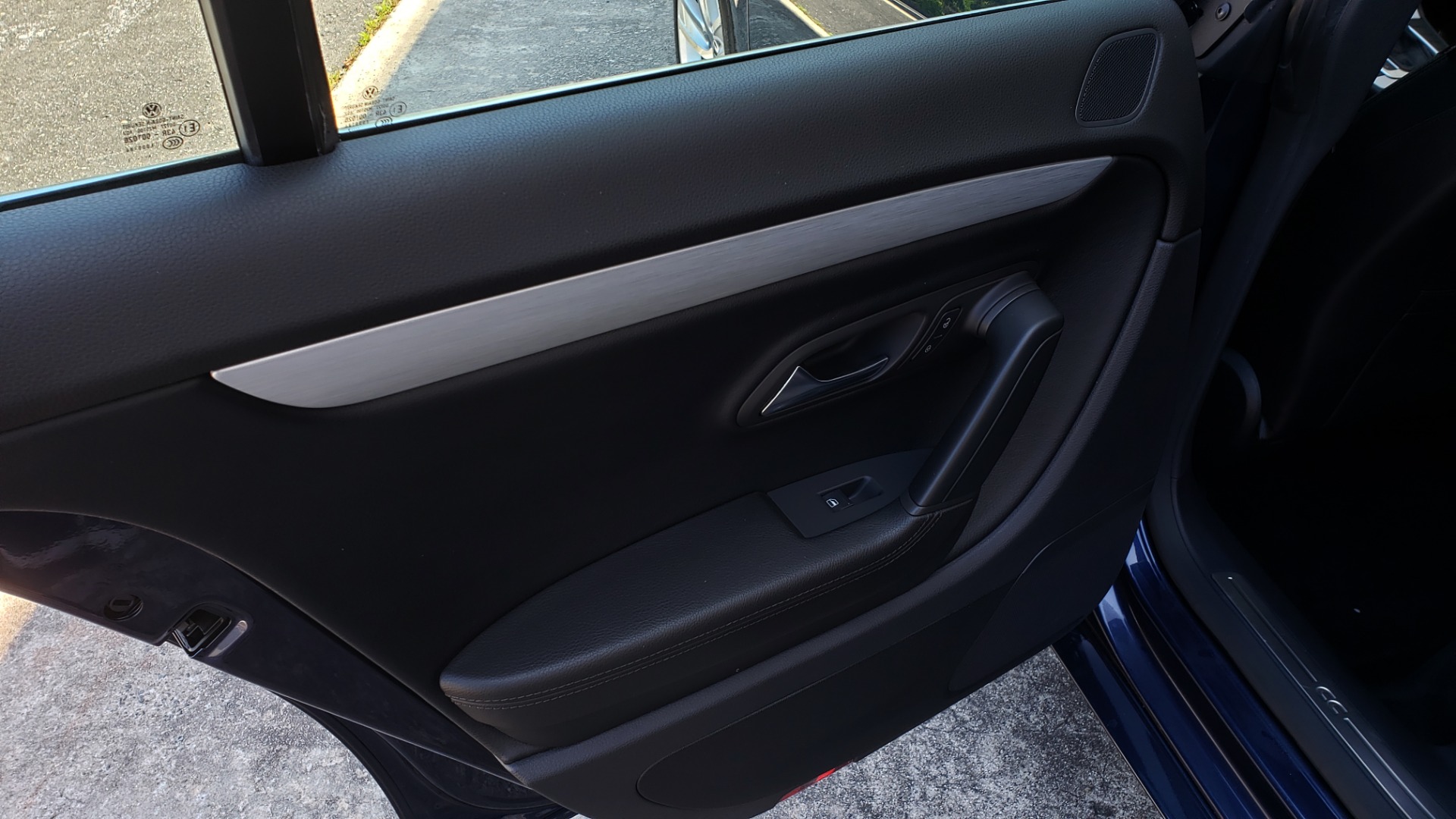 Used 2013 Volkswagen CC SPORT W/LIGHTING PKG / 2.0L 4-CYL / DSG 6-SPD AUTO for sale Sold at Formula Imports in Charlotte NC 28227 51