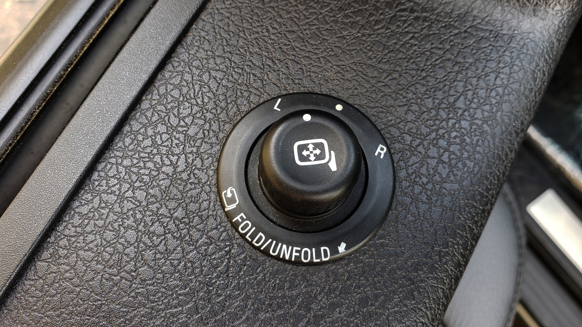 Used 2011 Ford F-150 PLATINUM 4X4 SUPERCREW / NAV / SUNROOF / SONY / REARVIEW for sale Sold at Formula Imports in Charlotte NC 28227 35