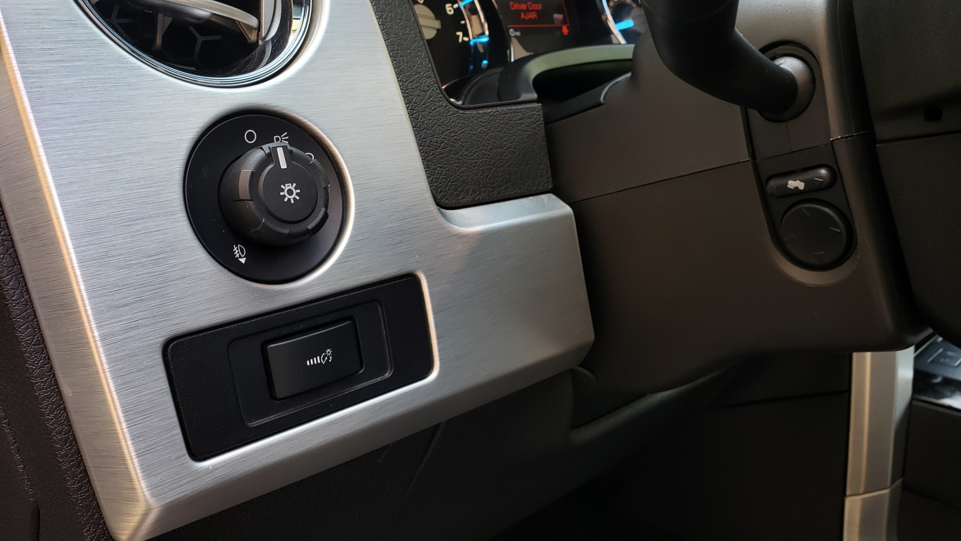 Used 2011 Ford F-150 PLATINUM 4X4 SUPERCREW / NAV / SUNROOF / SONY / REARVIEW for sale Sold at Formula Imports in Charlotte NC 28227 43