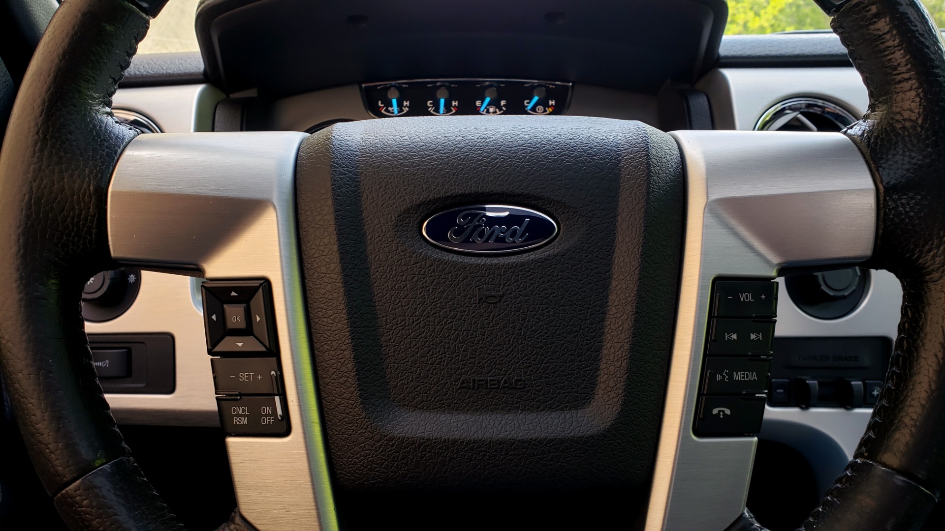 Used 2011 Ford F-150 PLATINUM 4X4 SUPERCREW / NAV / SUNROOF / SONY / REARVIEW for sale Sold at Formula Imports in Charlotte NC 28227 44